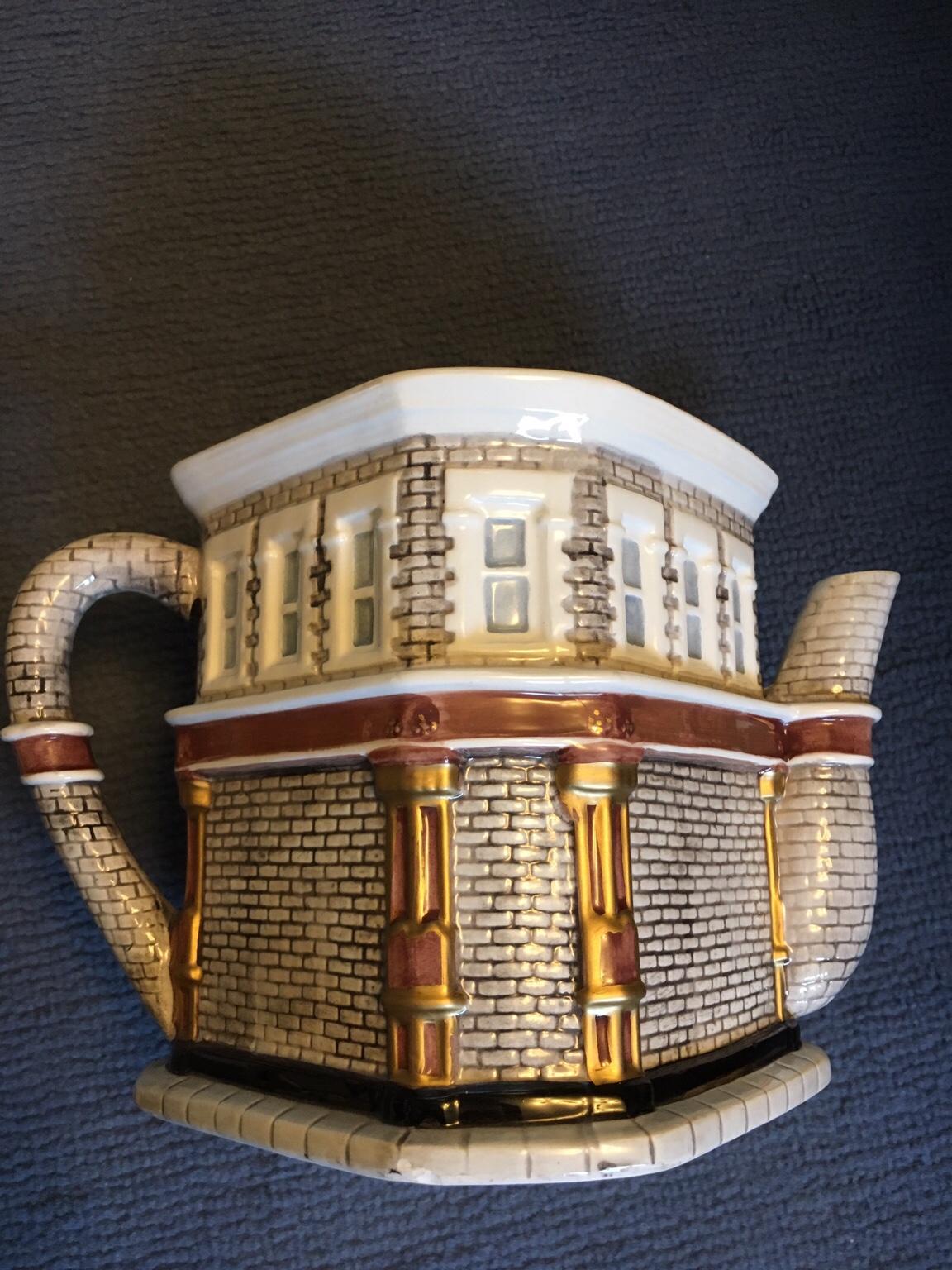 Eastenders Queen Victoria Pub Teapot in SS14 Basildon for £5.00 for