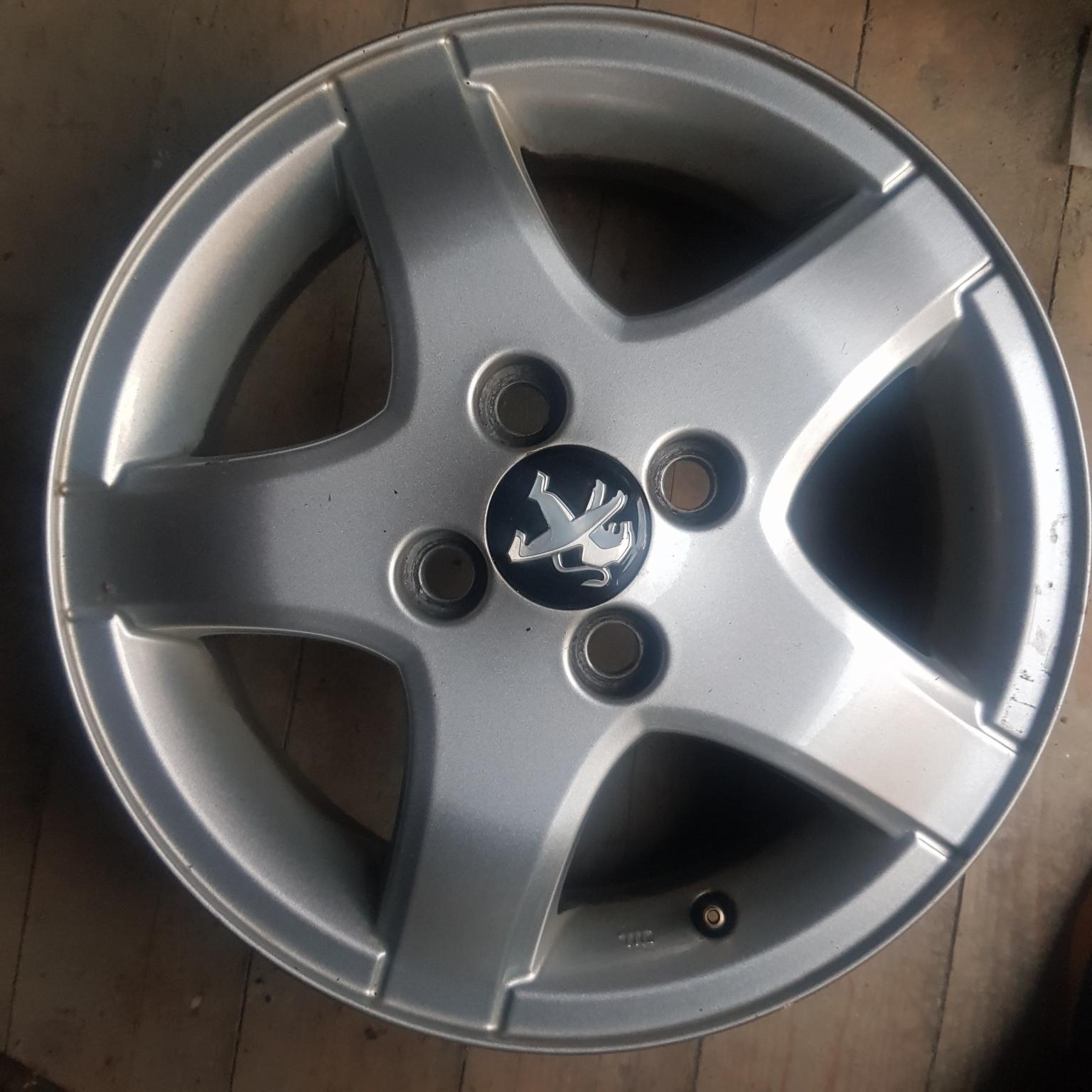 x4 Peugeot 107,C1,Aygo alloy wheels standard in WV14 Dudley für 50,00