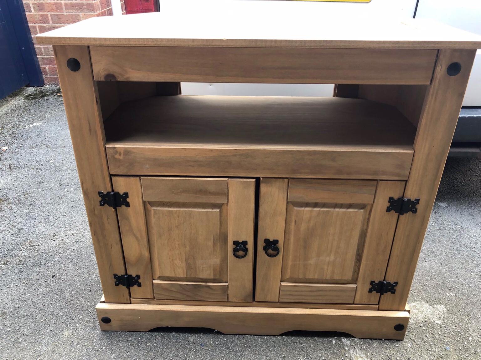 Corona pine tv unit as new in S41 Chesterfield for £35.00 for sale Shpock