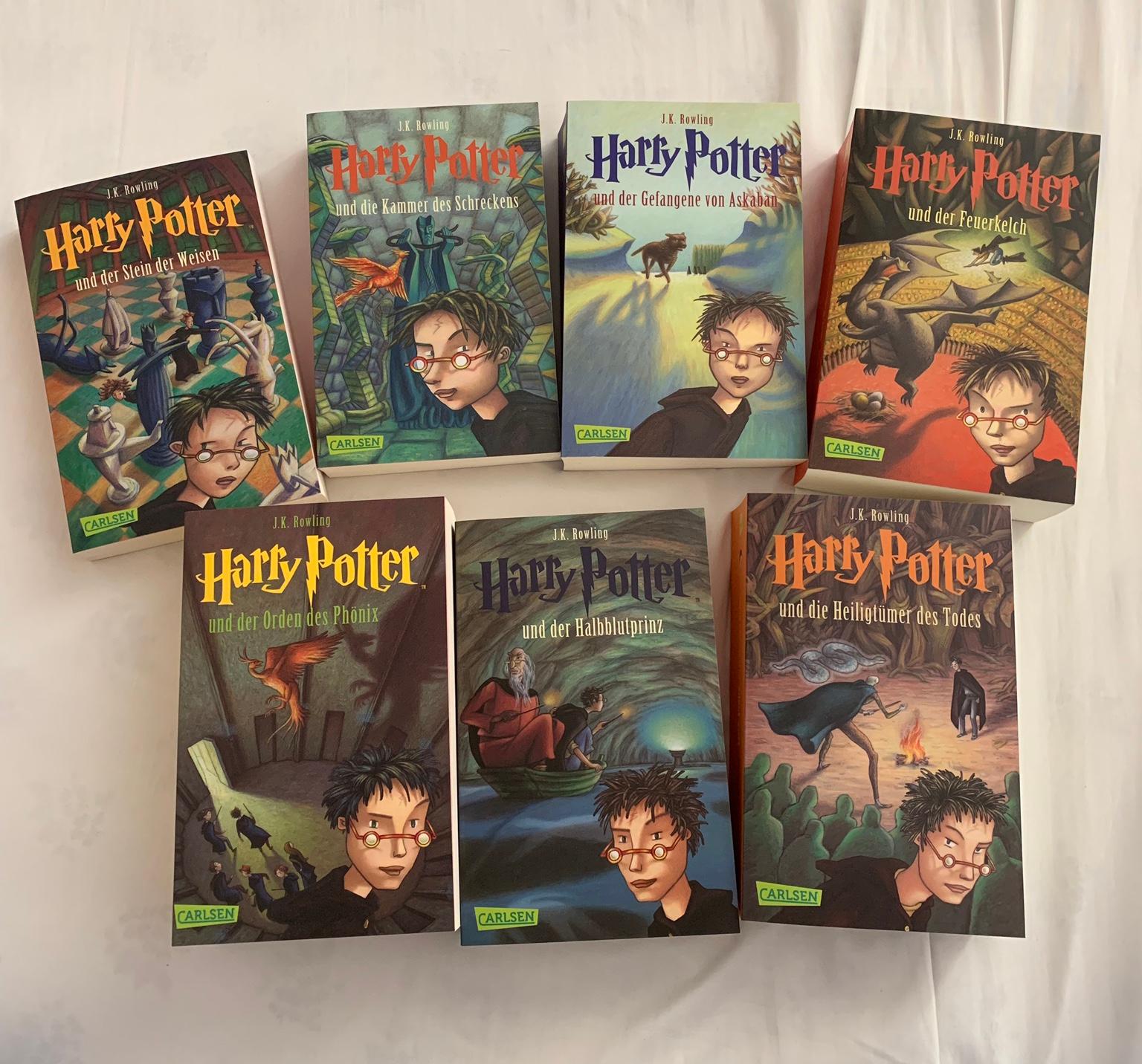 Alle Harry Potter Bücher (17) VB in 45141 Essen for €50.00 for sale