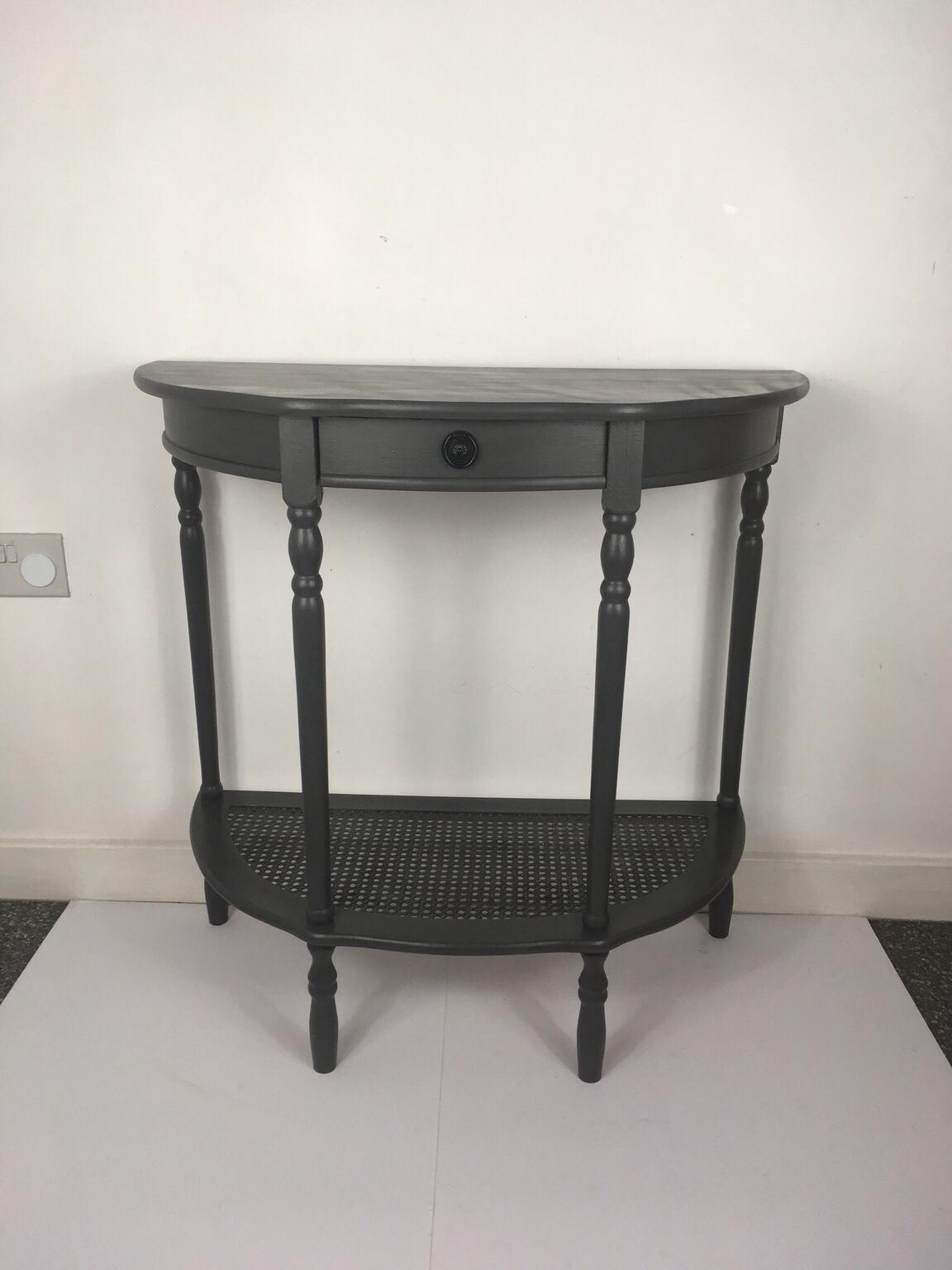 Upcycled half moon console table in B70 Sandwell für £ 100,00 zum
