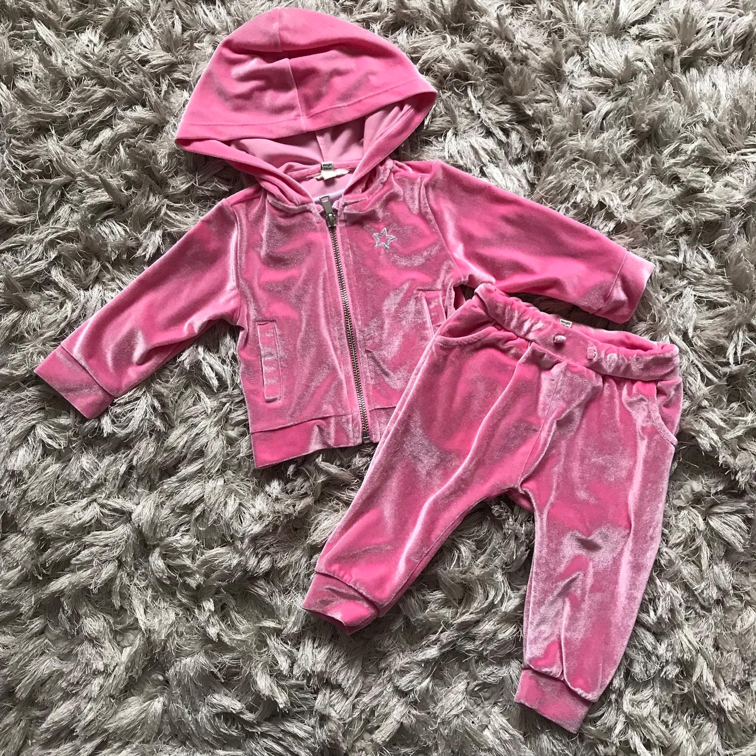 Baby girl River Island velvet tracksuit 69 m in B71 Sandwell for £5.00