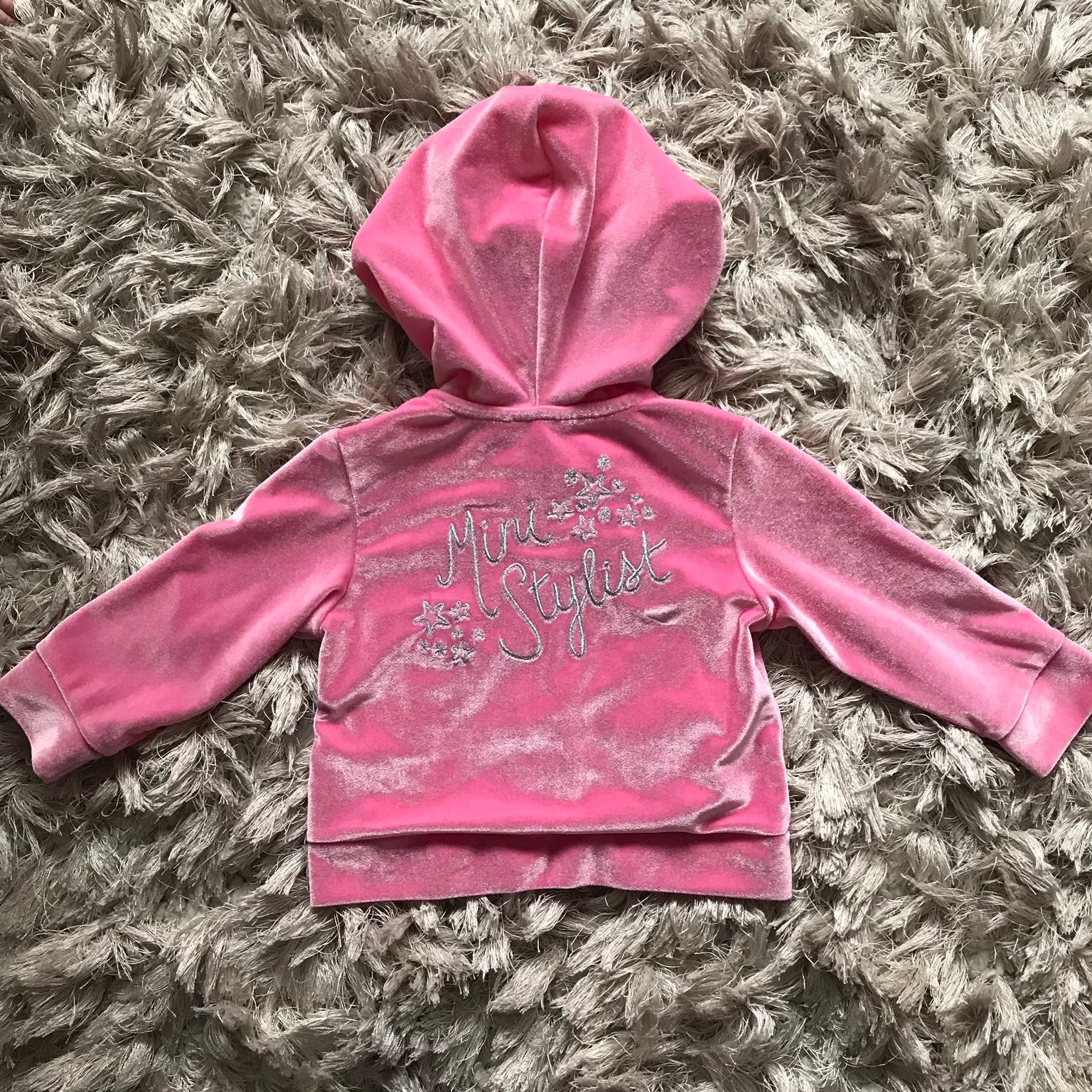 Baby girl River Island velvet tracksuit 69 m in B71 Sandwell for £5.00