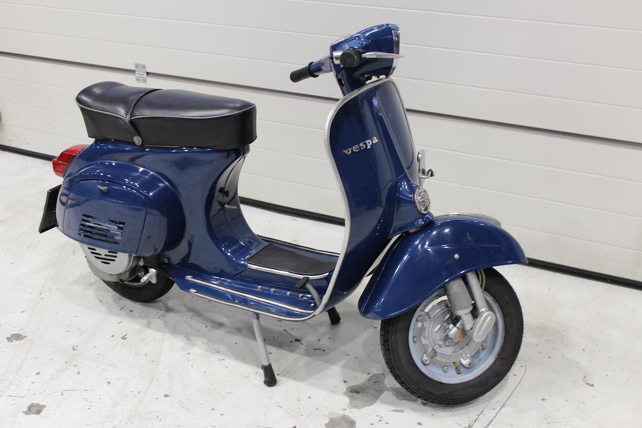Oldtimer Vespa 125 Primavera Baujahr 1977 in 6845 Hohenems für € 3.500