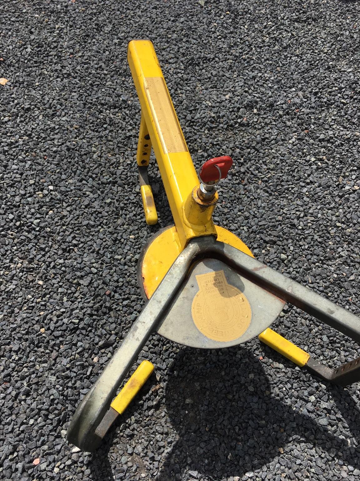 Caravan bulldog wheel lock in Lower Darwen for £5.00 for sale Shpock