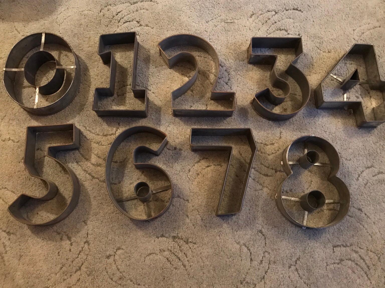 Large metal number cake tins in B27 Birmingham for £20.00 for sale Shpock