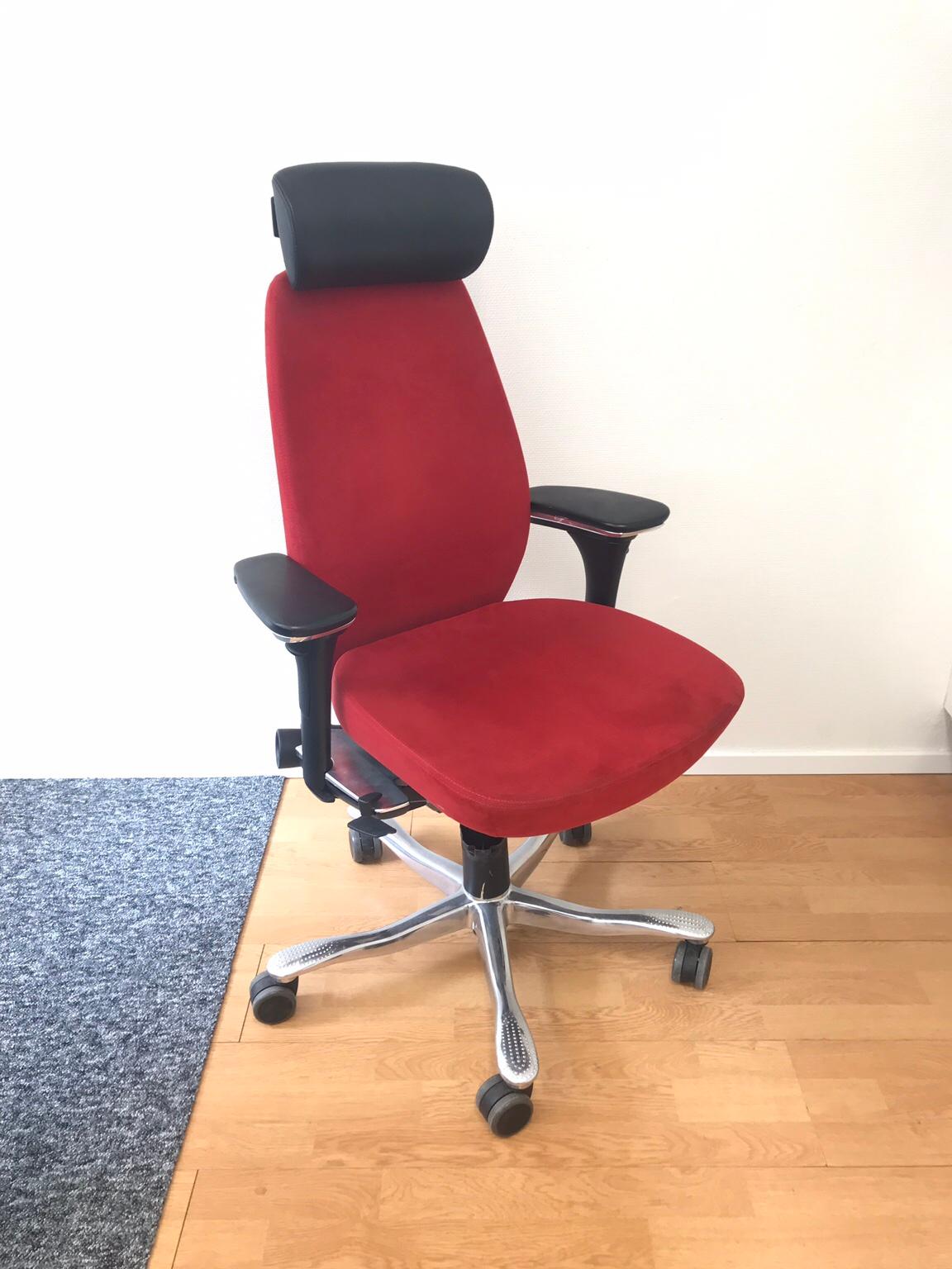 Äldre Kontorsstol Kinnarps 9000 kontorsstol in 117 26 Stockholm für 900,00 SEK zum