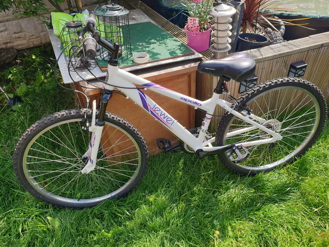 apollo jewel girls bike in S9 Sheffield for £35.00 for sale Shpock