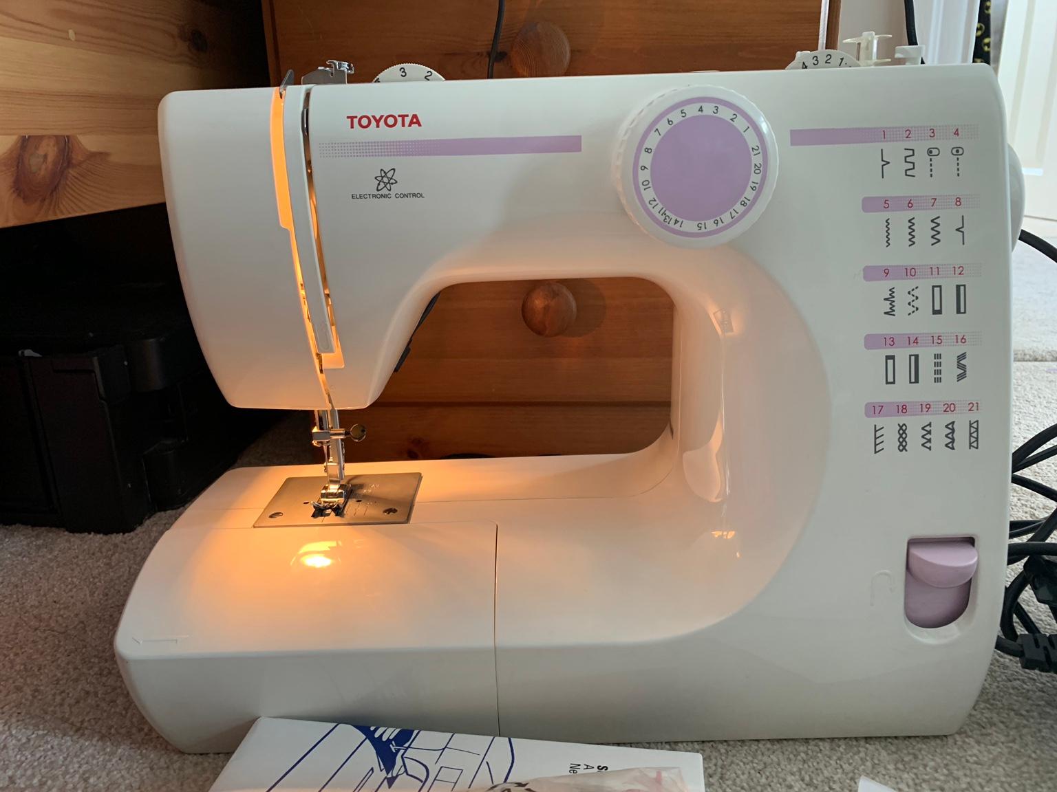 Toyota sewing machine RS2000 2D series in NE6 Tyne for £50.00 for sale