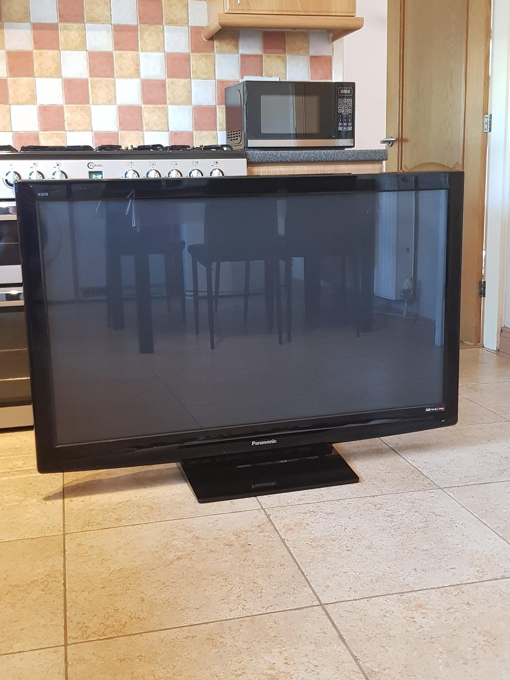 50 inch Plasma TV Viera TXP50C10B Panasonic in Walsall for £150.00 for