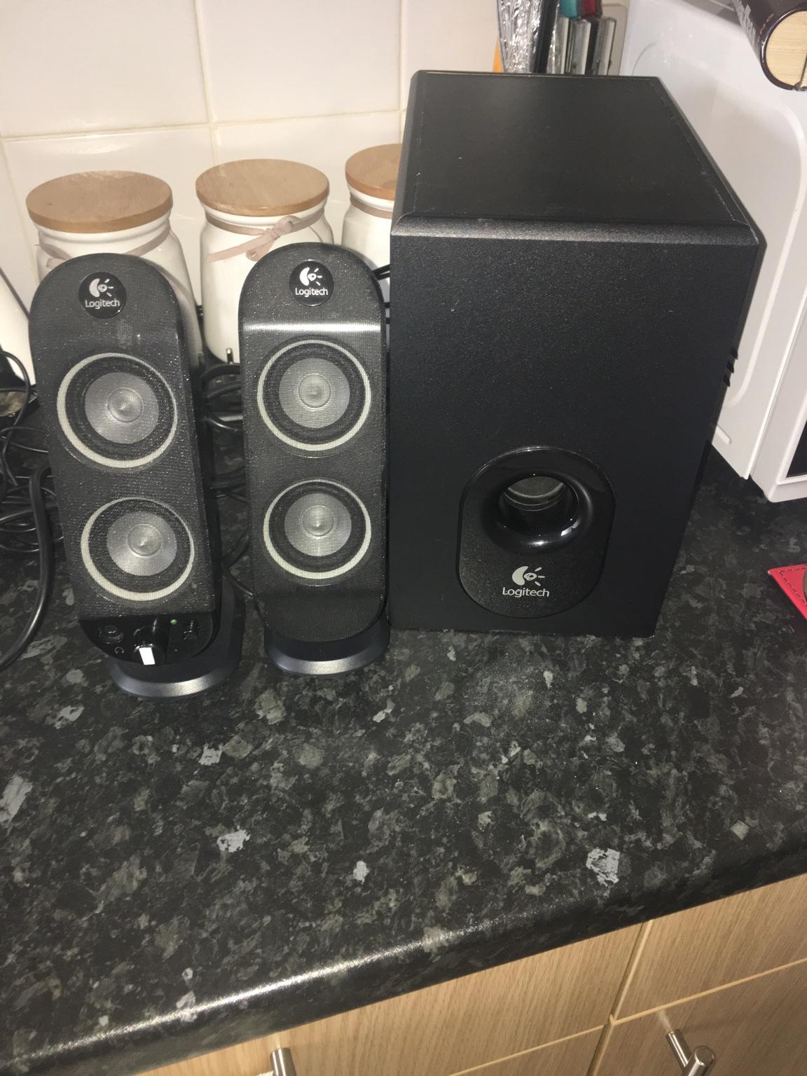 Logitech X230 Speakers with Subwoofer in SW13 London for £15.00 for