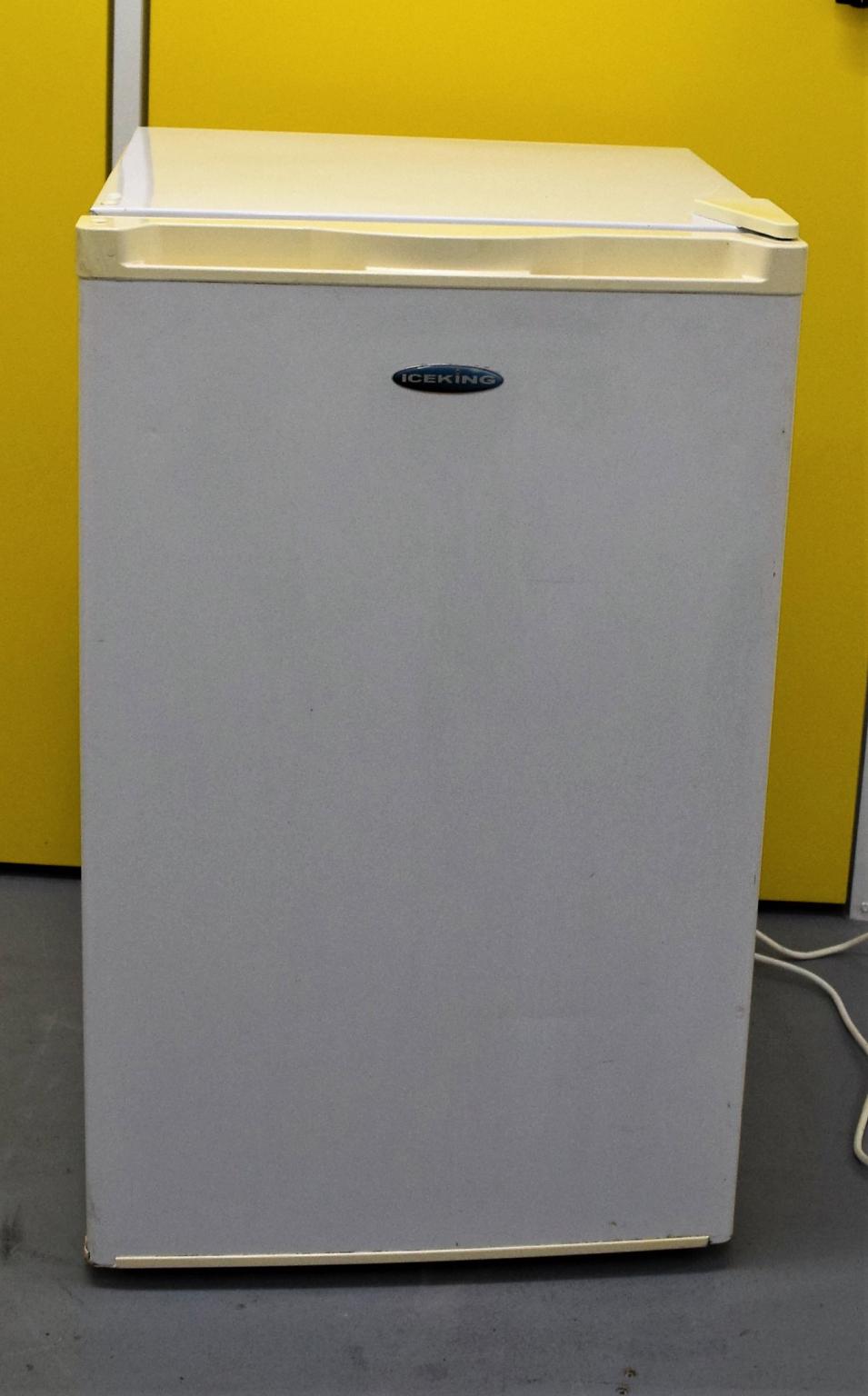 Ice King Under Counter Fridge Freezer in TW8 London for £55.00 for sale