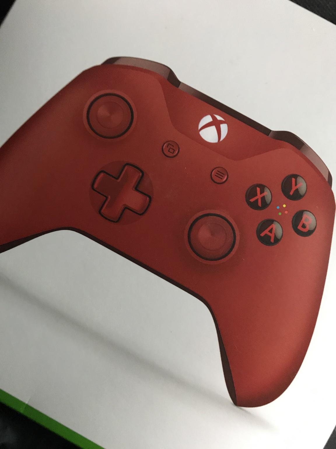 Red xbox one controller (broken lb) in L36 Knowsley for £25.00 for sale
