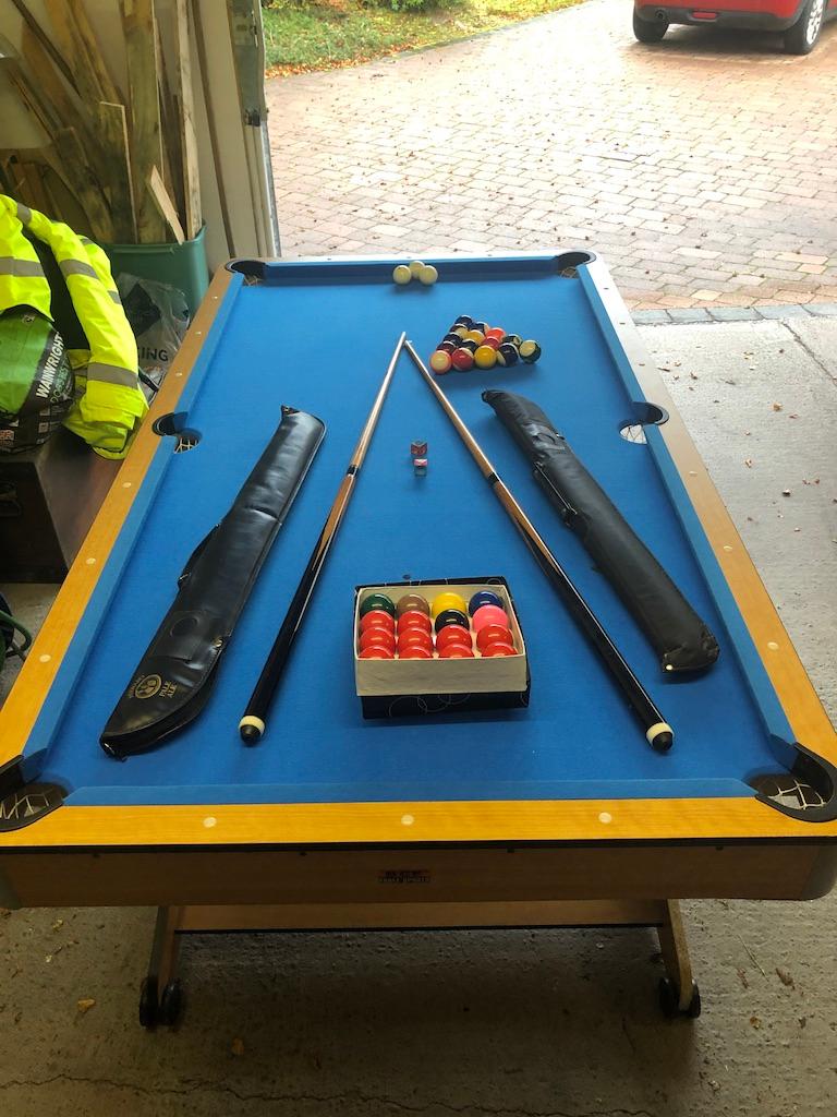 folding pool table blue 5' with accessories in ML11 Cleghorn for £50.00 for sale Shpock