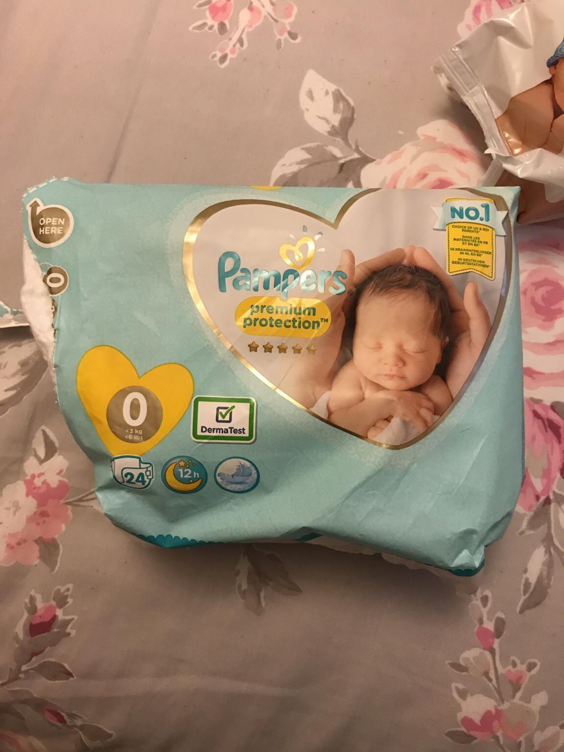 Free Pampers nappies size 0 and Huggies Wipes in E17 London Borough of