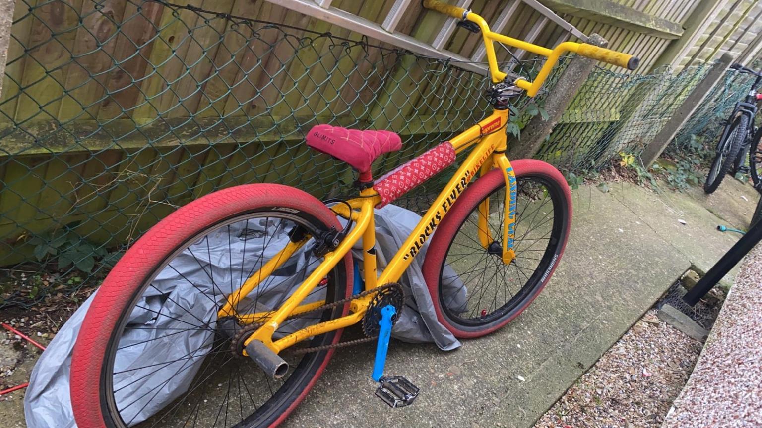 Se wheelie bike in RG5 Woodley for £250.00 for sale Shpock