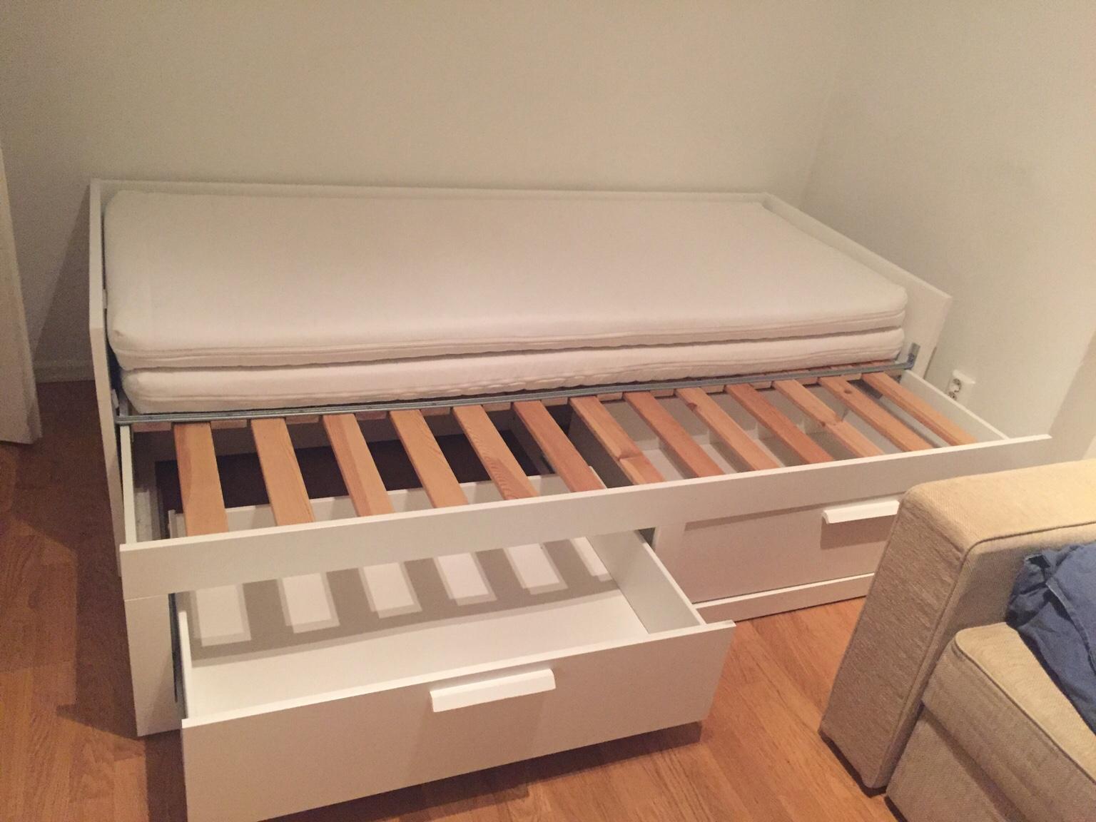 Brimnes säng Ikea 80/160 * 200 in 126 48 Stockholm für SEK 800,00 zum