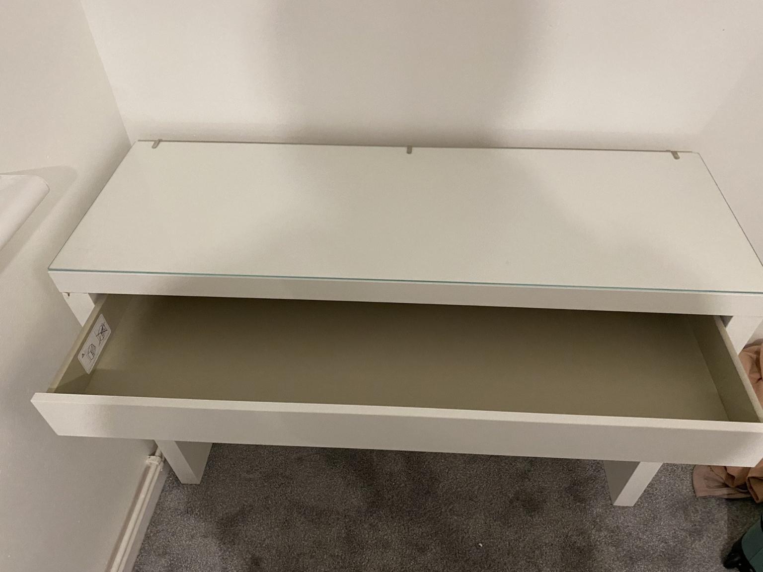 White Malm Dressing Table (With Glass Top) in SE3 Lewisham for £50.00