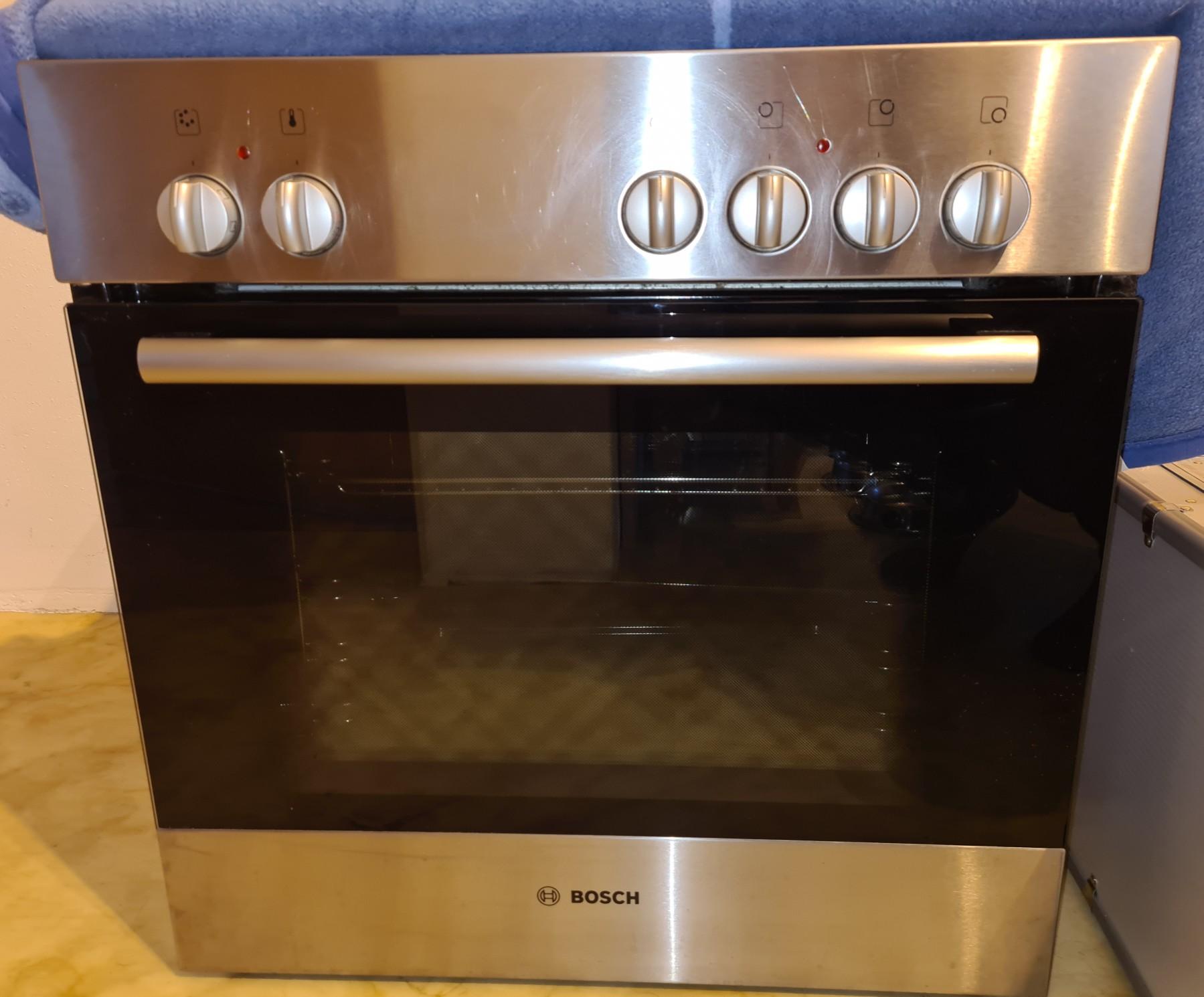 Bosch Backofen und Herdplatte in 6973 Gemeinde Höchst for €180.00 for
