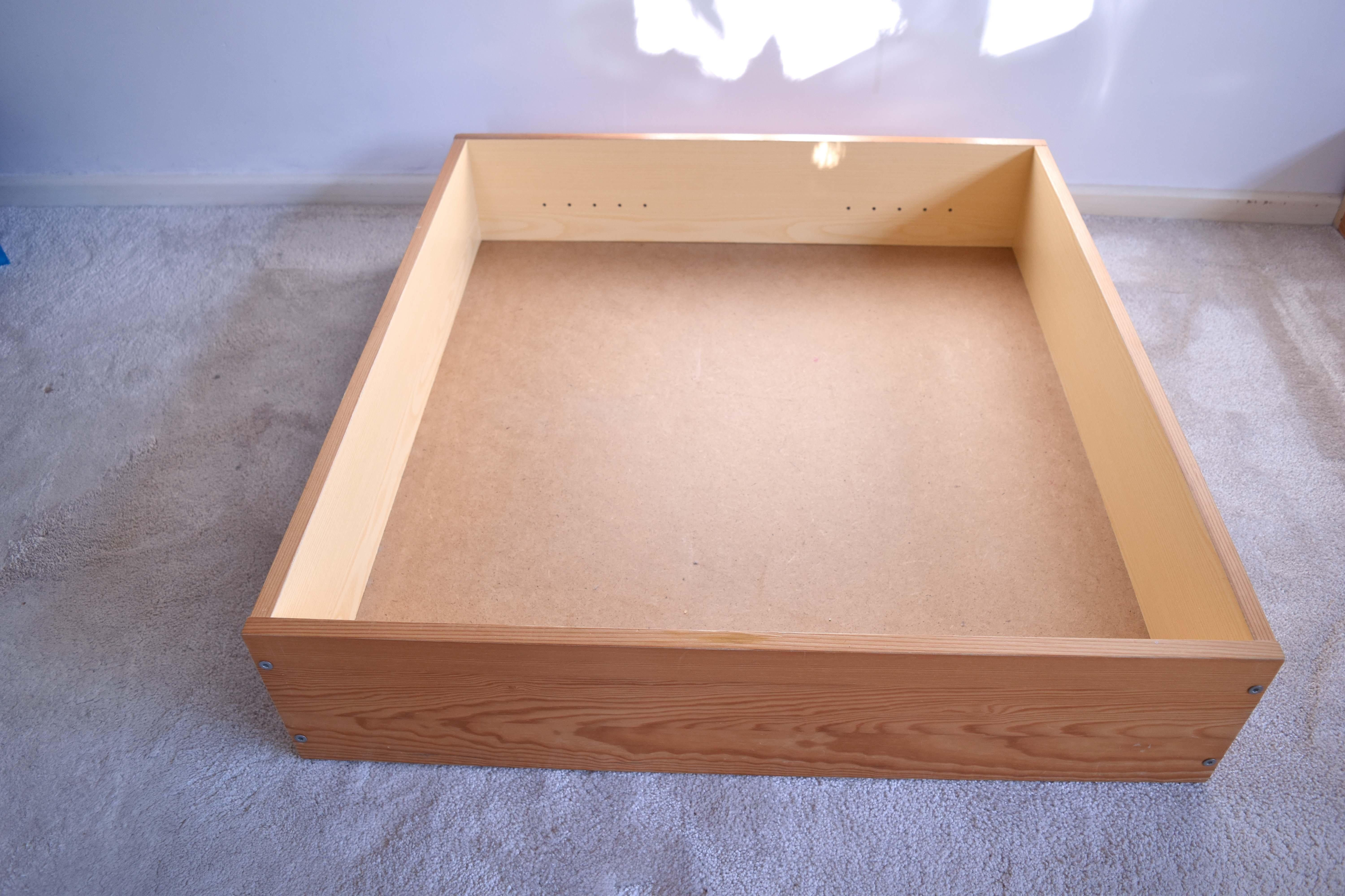 Ikea underbed sliding drawer 72cm wide in AL7 Hatfield for £6.00 for