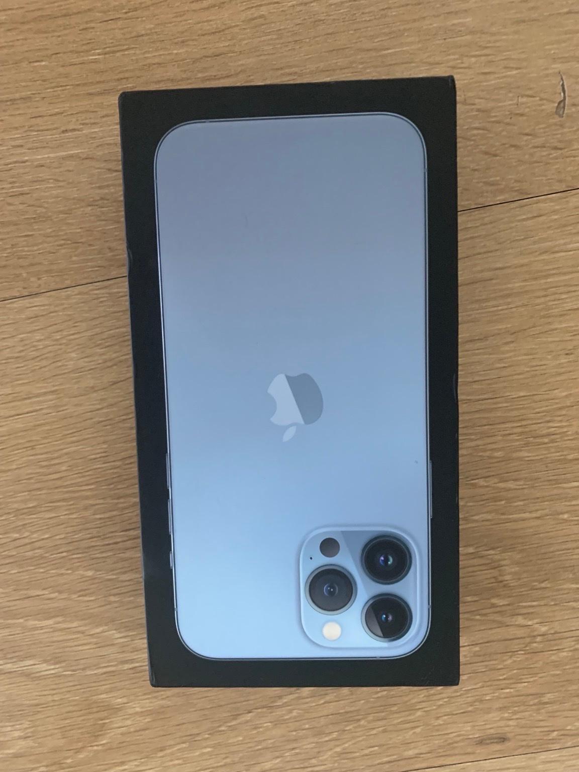 iPhone 13 Pro Max Sierra Blue 512 GB in Doncaster for £1,100.00 for