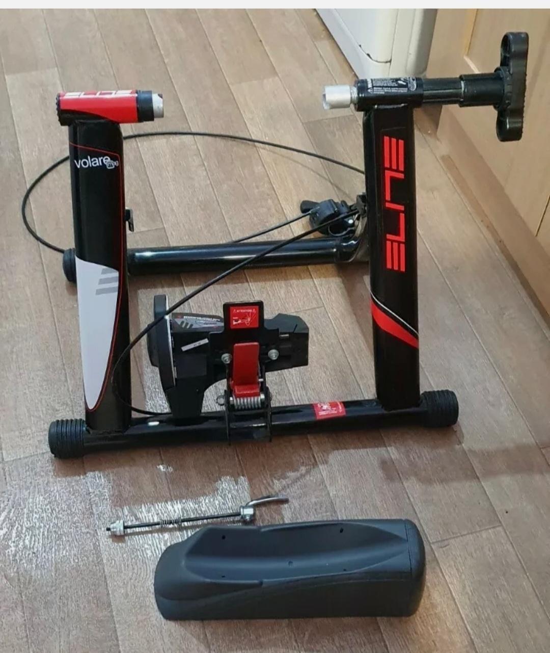Elite Volare turbo trainer hardly used in Kirklees für £ 20,00 zum