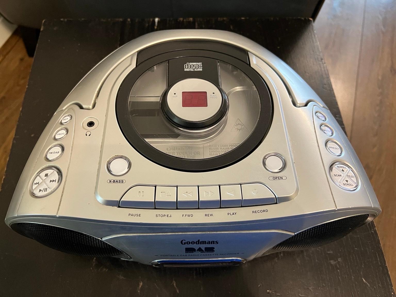 Goodmans Portable CD Player with DAB/FM Tuner in WS2 Walsall für £ 20
