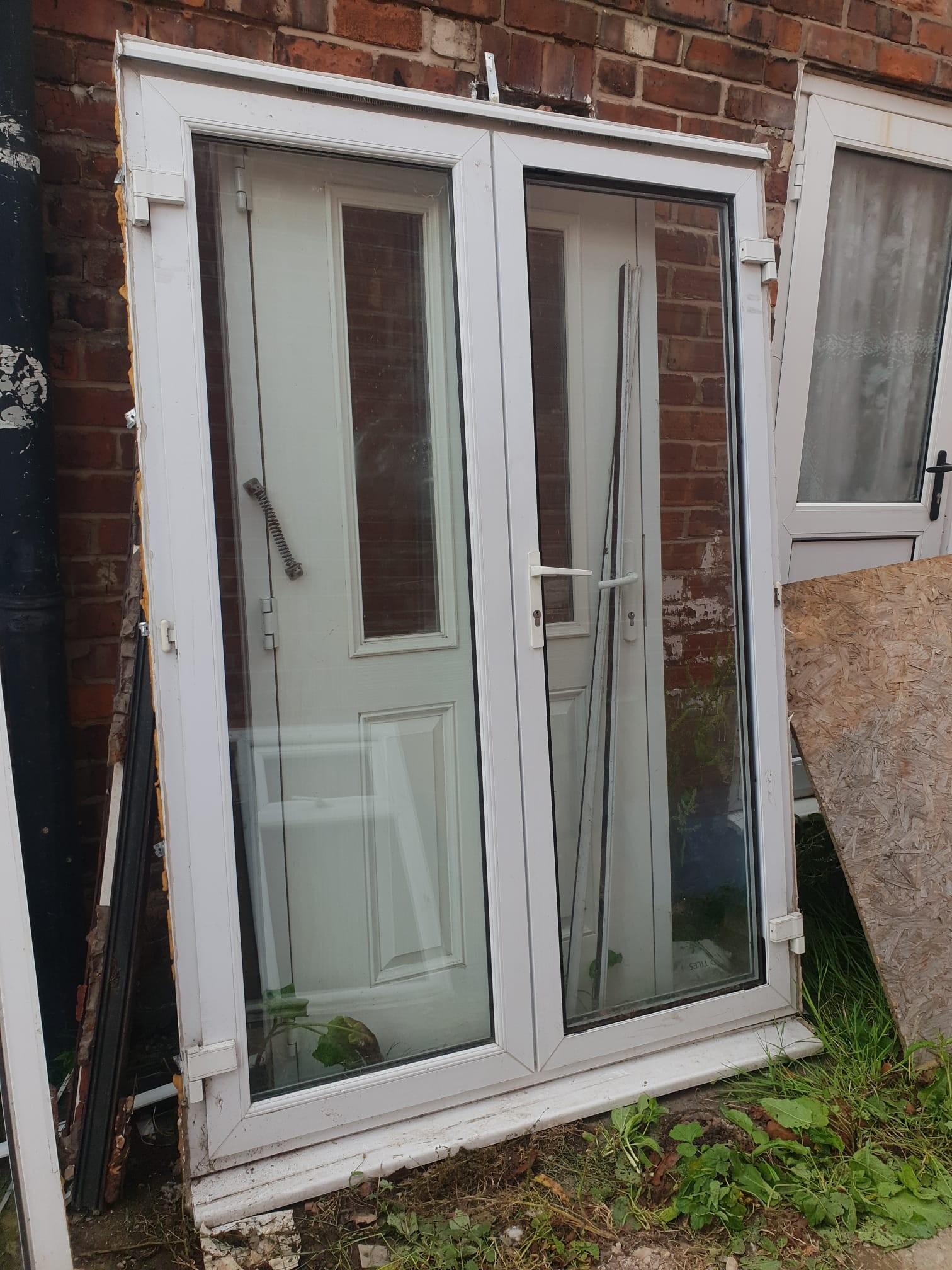 uPVC French doors used in M9 Manchester für 100,00 £ zum Verkauf Shpock DE