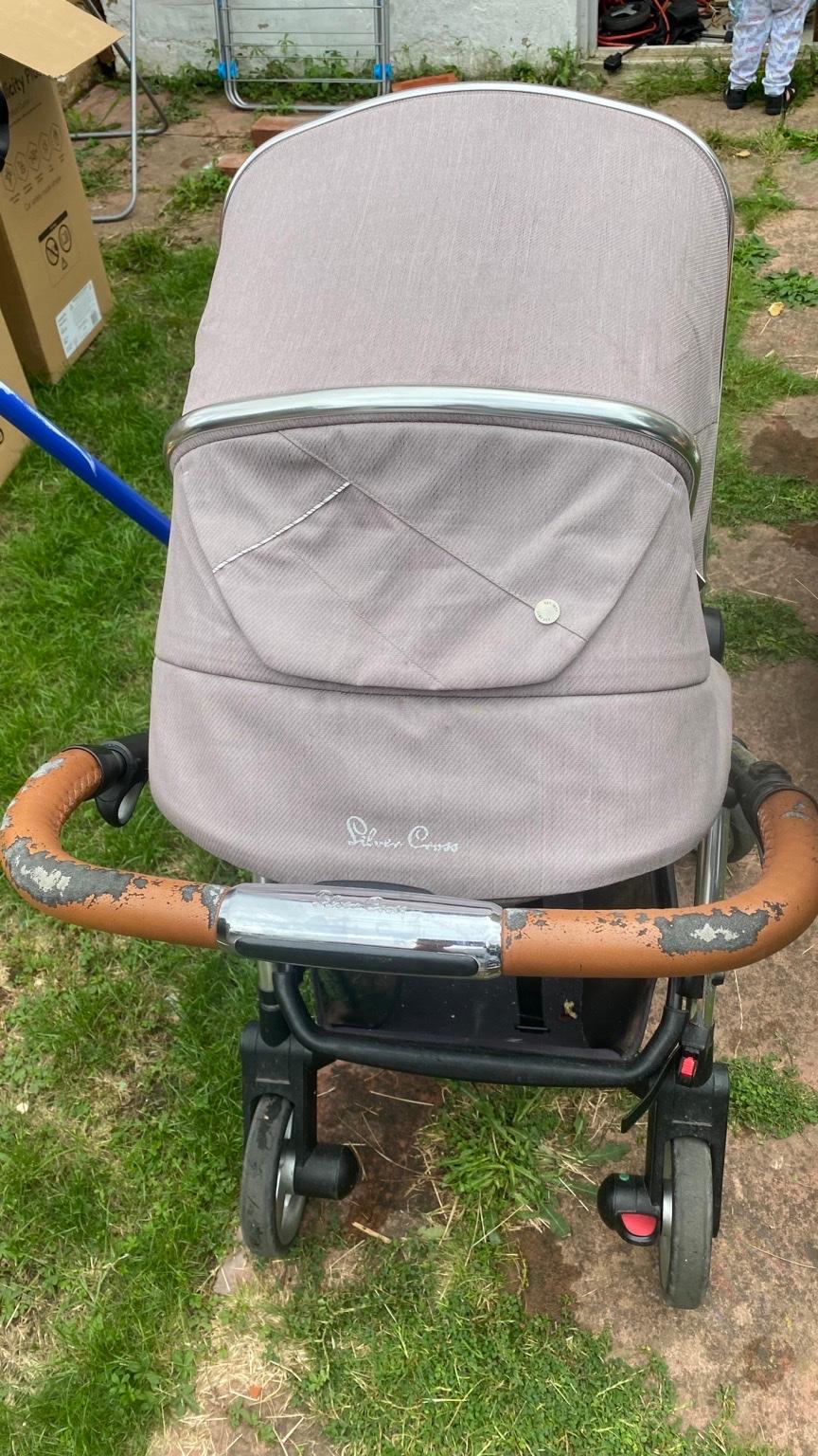 pushchair in RM10 Dagenham für £ 50,00 zum Verkauf Shpock AT