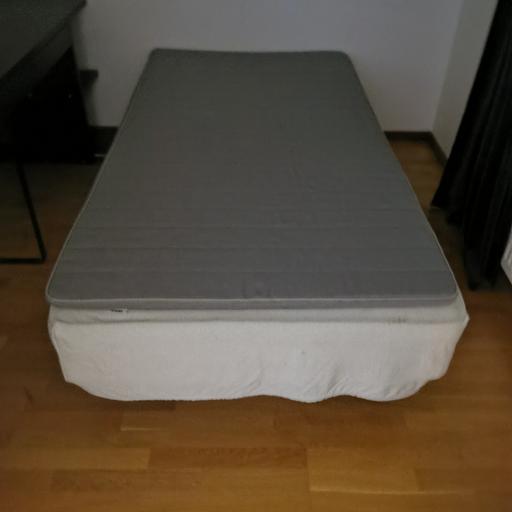 105cm säng Säng 105 Cm In 11251 Stockholm For Sek 1,000.00 For Sale | Shpock