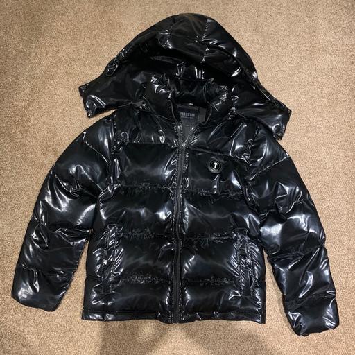 Trapstar Irongate Puffer Shiny Black Jacket in GU19 Surrey Heath für £