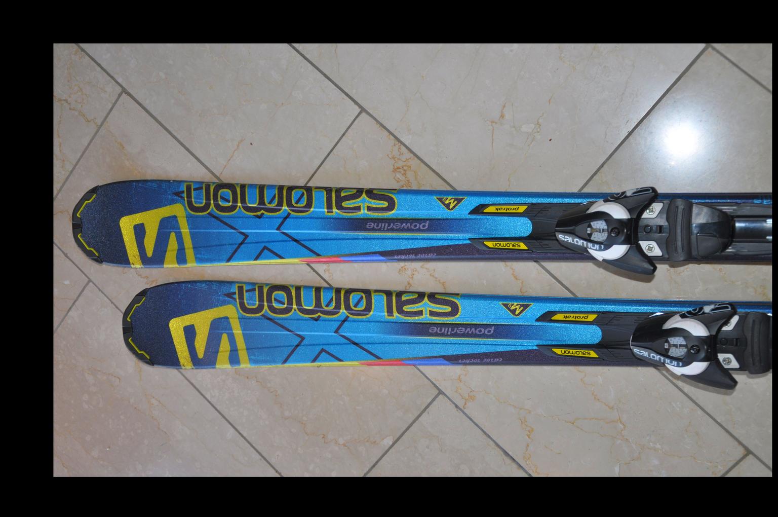 SalomonSkiSet (absolut neuwertig), 1,60 m in 44267 Dortmund for €149.