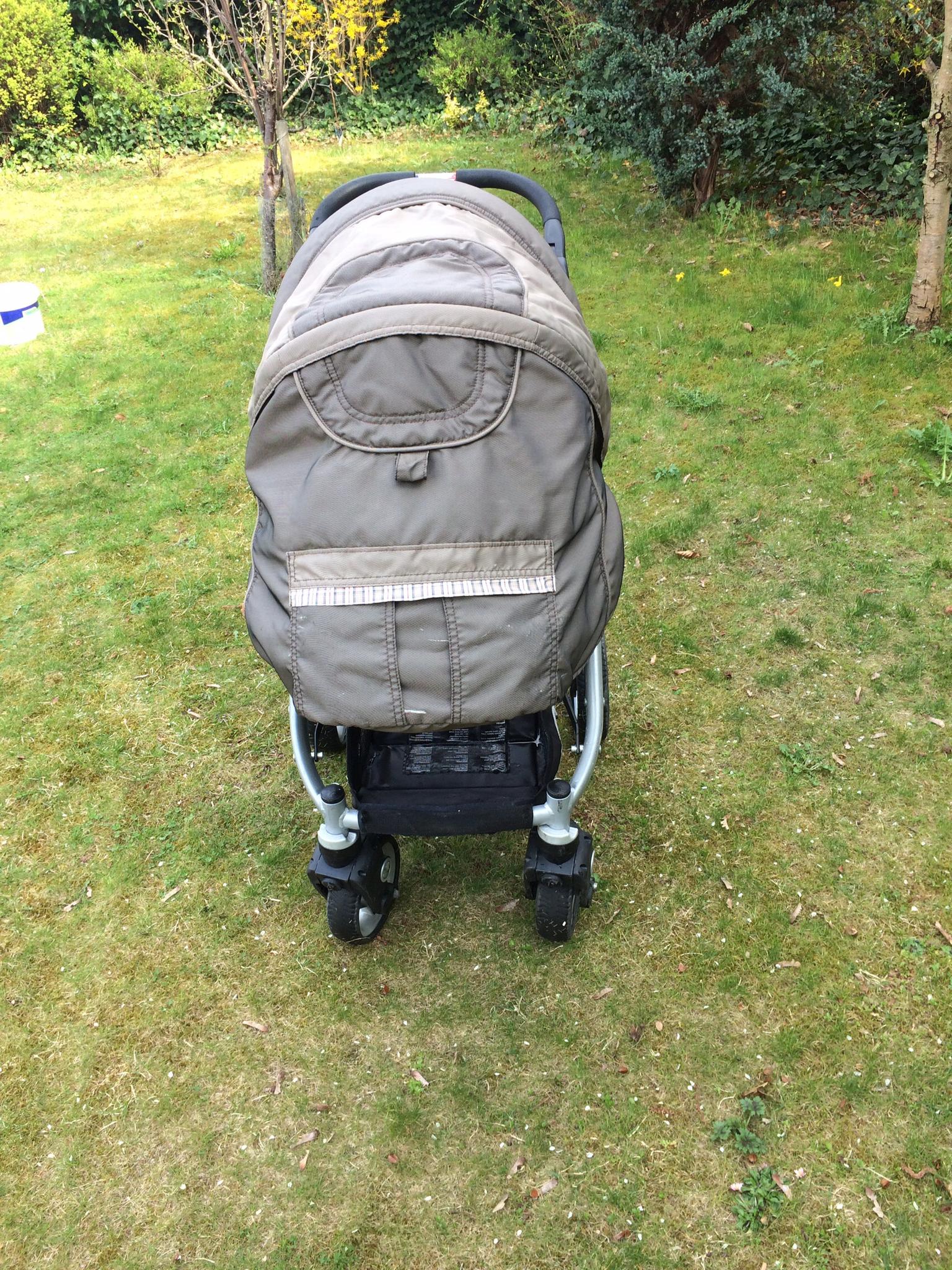 Kinderwagen Teutonia Cosmo 2012 mit Zubehör in 81379