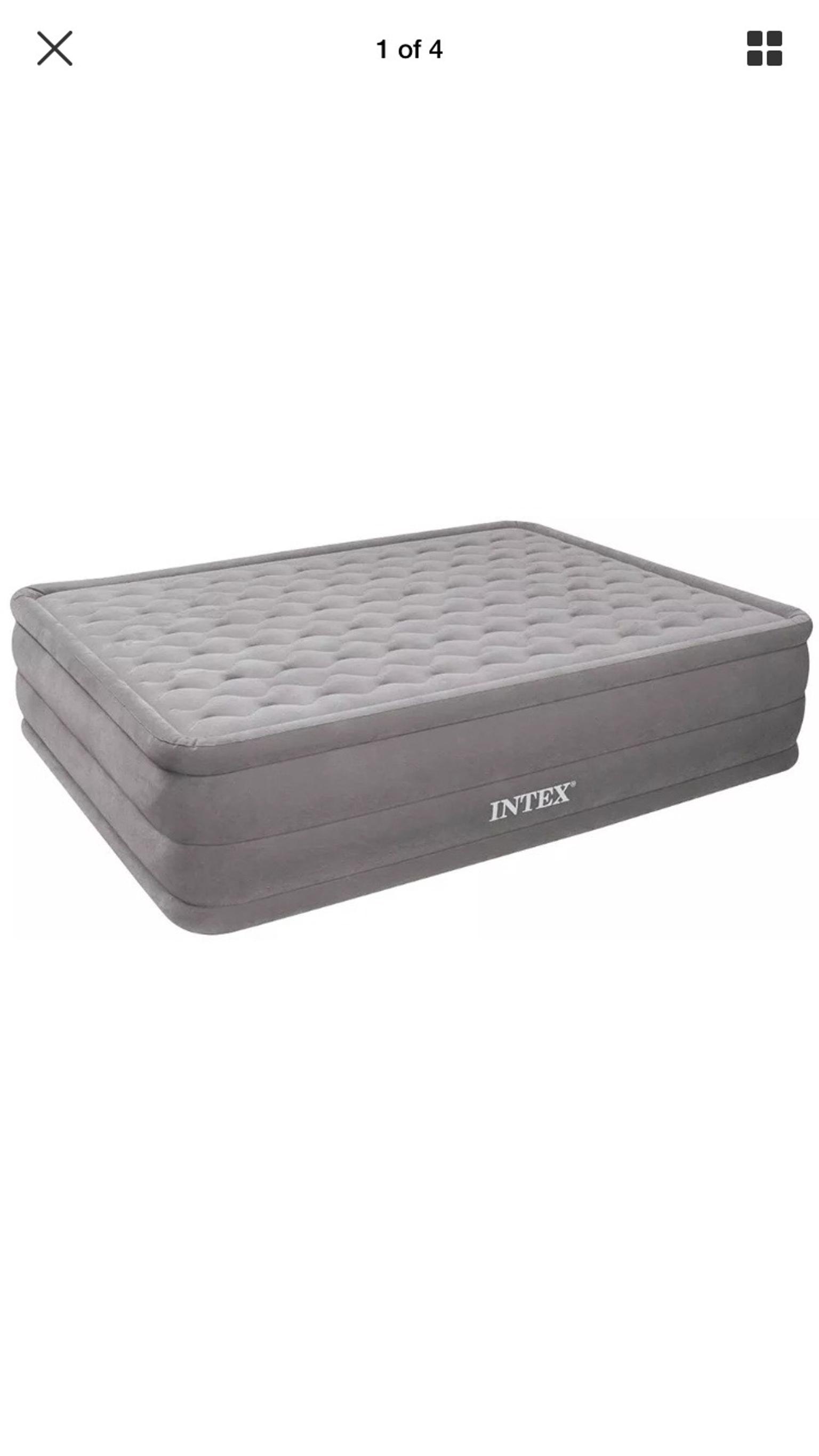 Intex queen size blow up bed built in pump in Cwmbach für 40,00 £ zum
