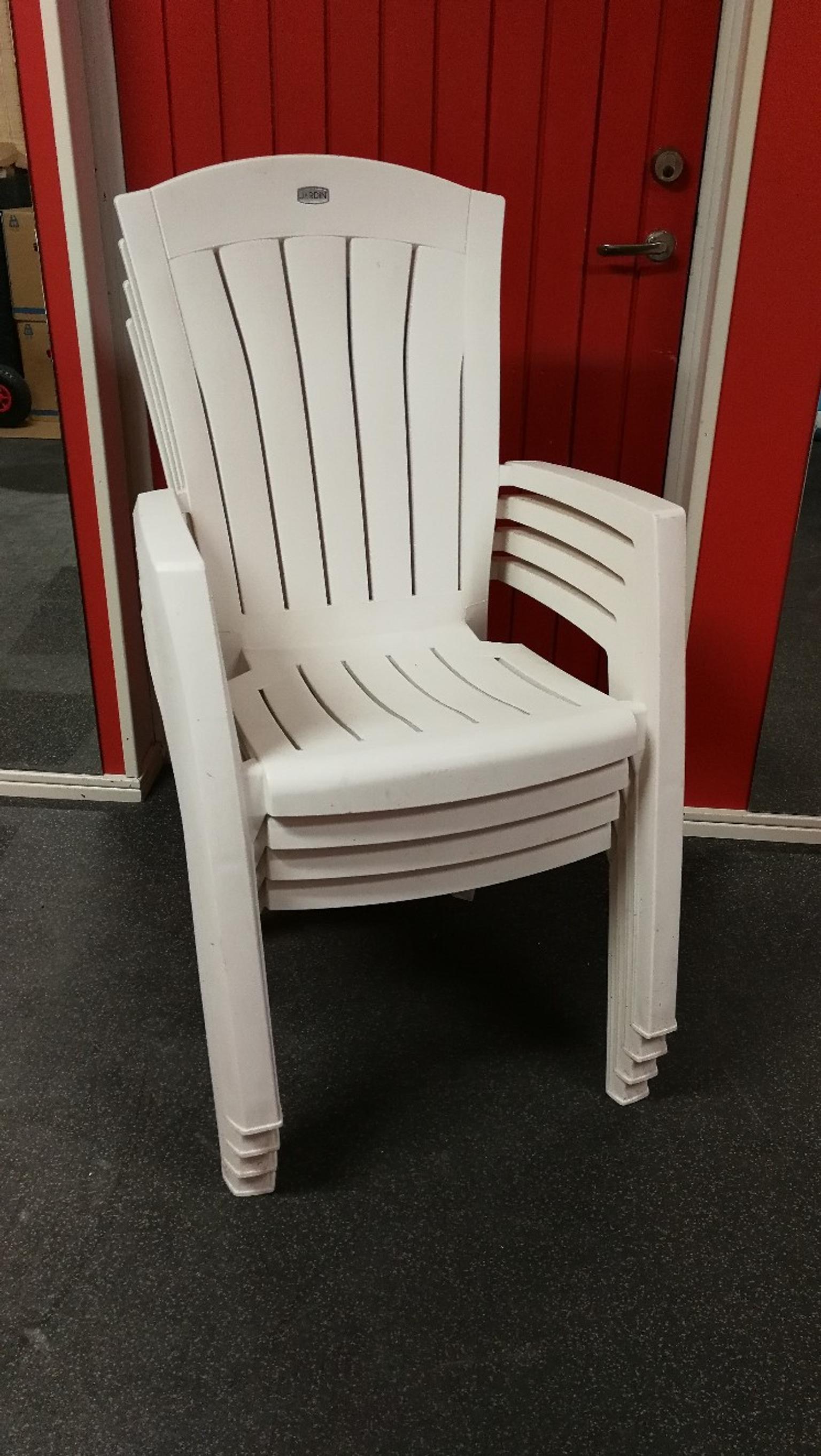 vita plaststolar Vita Stabila Stolar I Hårdplast, Stol In 19149 Sollentuna Kommun For Sek 400.00 For Sale | Shpock