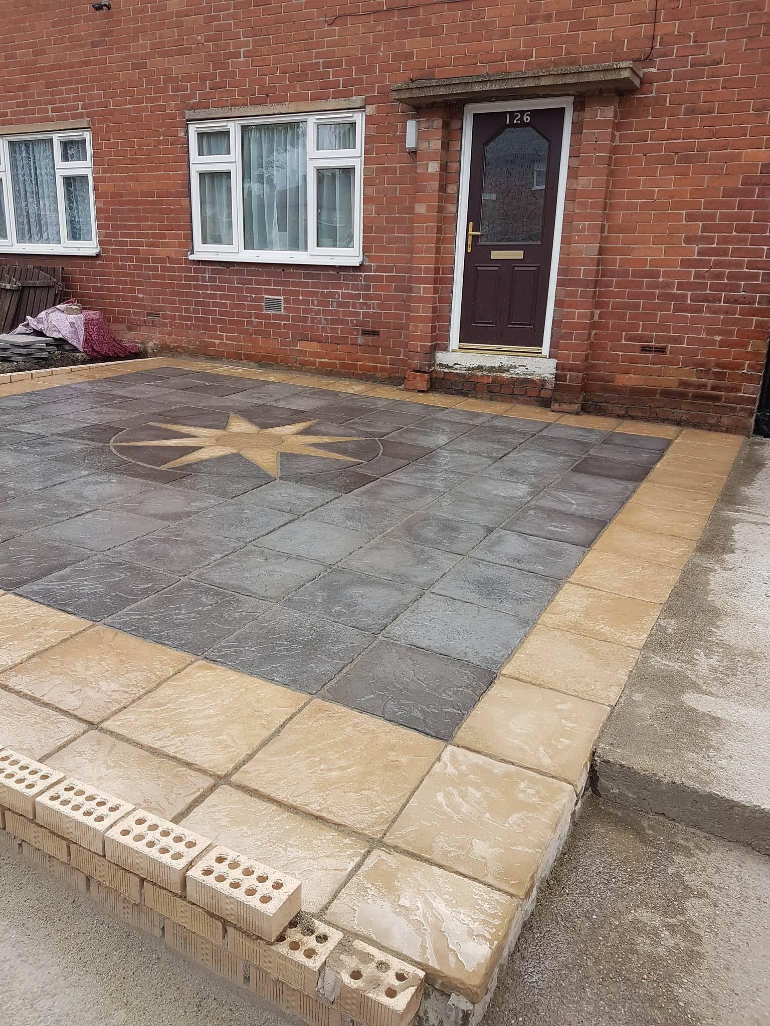 black/charcoal paving slabs in Doncaster for £1.50 for sale Shpock