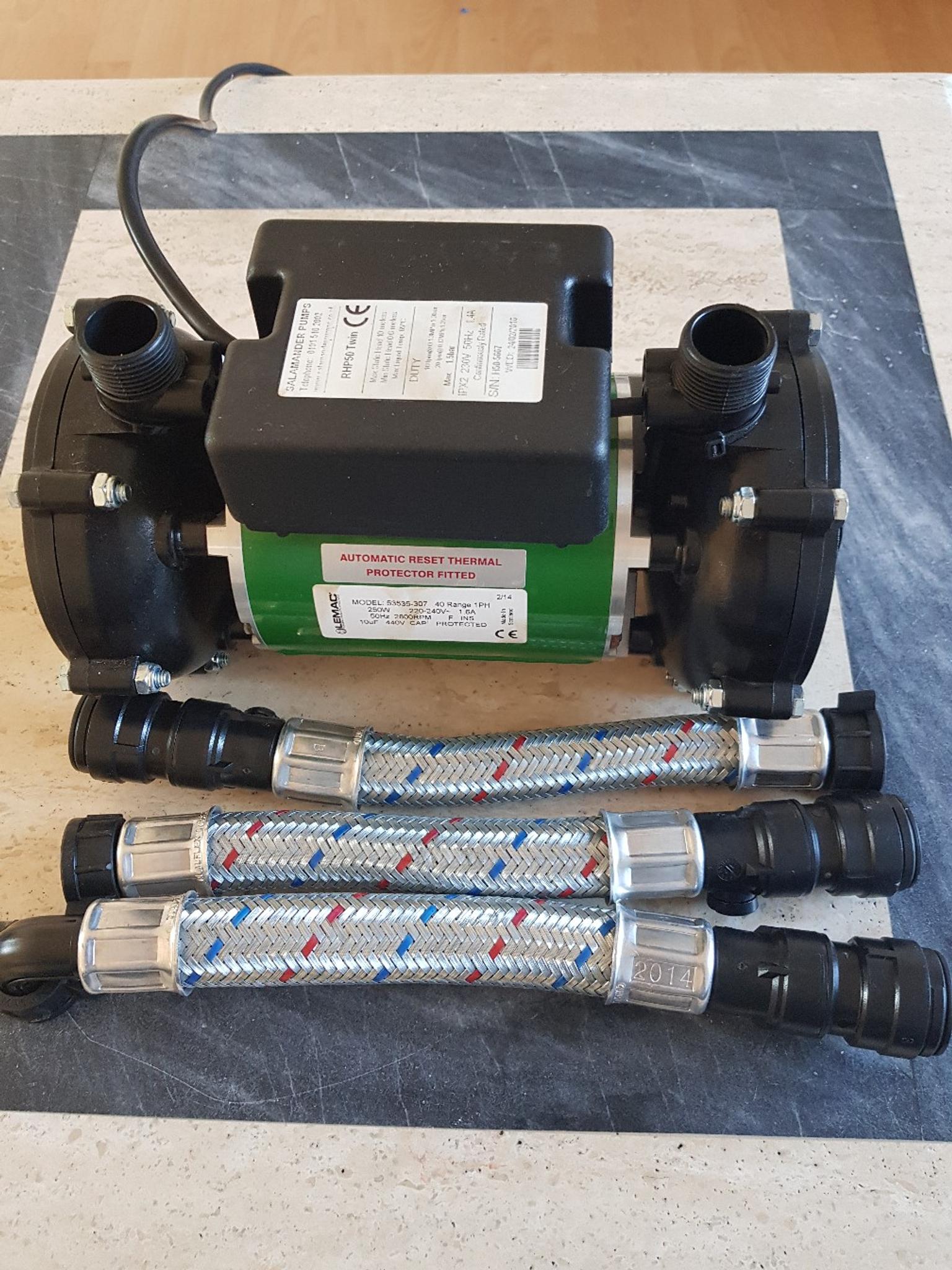 Salamander Lemac shower pump 53535307 in G75 Kilbride für 40,00