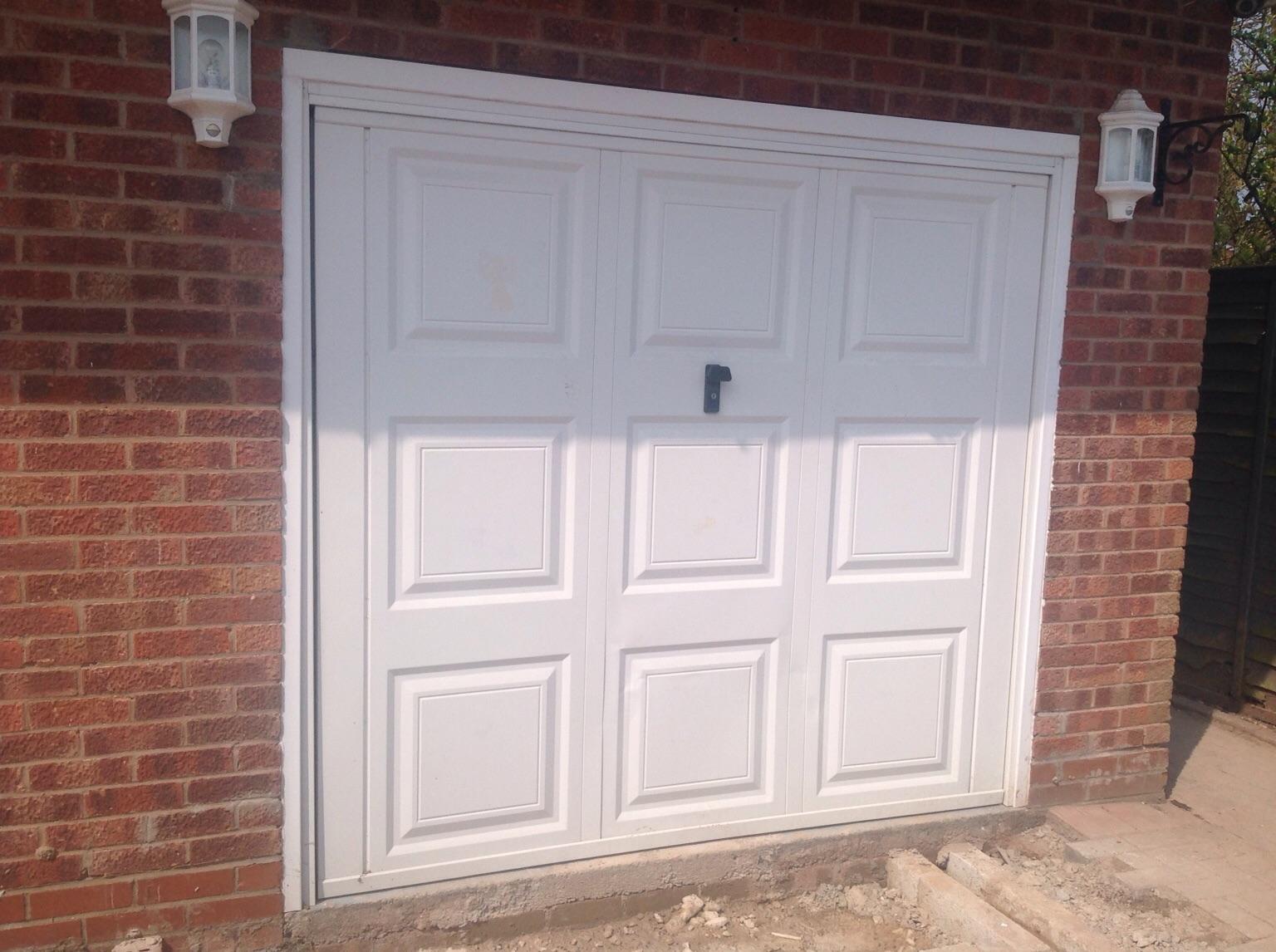 Used Garage Door and Frame in B93 Solihull for £60.00 for sale Shpock