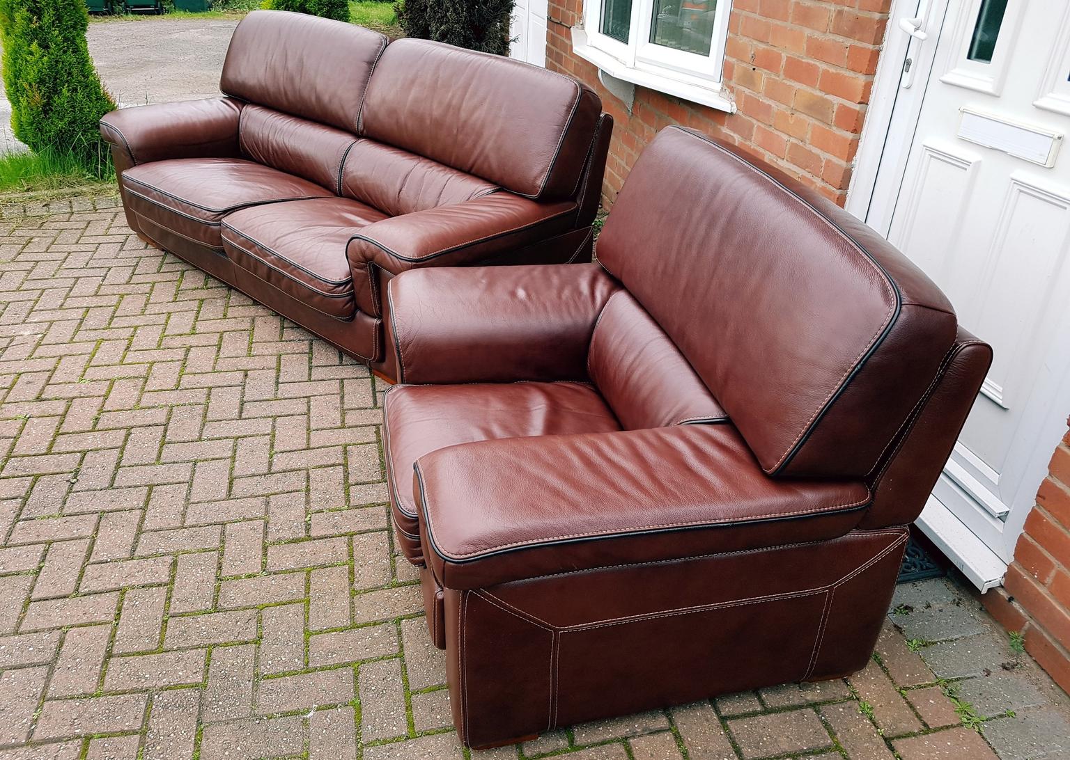 Italian Leather Sofa & Armchair. Brand Bardi. in CV6 Coventry für £ 320