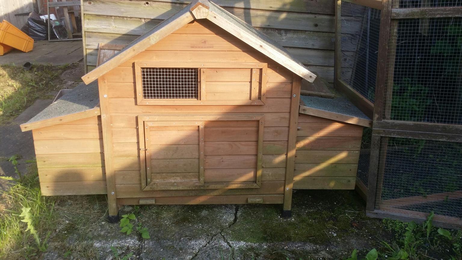 Chicken coop with runner in Luton for £80.00 for sale Shpock
