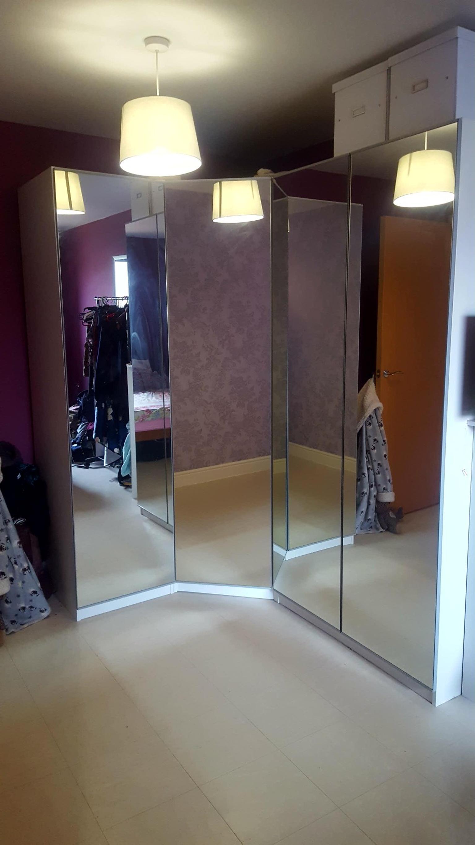 Ikea pax corner wardrobes with mirror doors in DA9 Dartford for £200.00