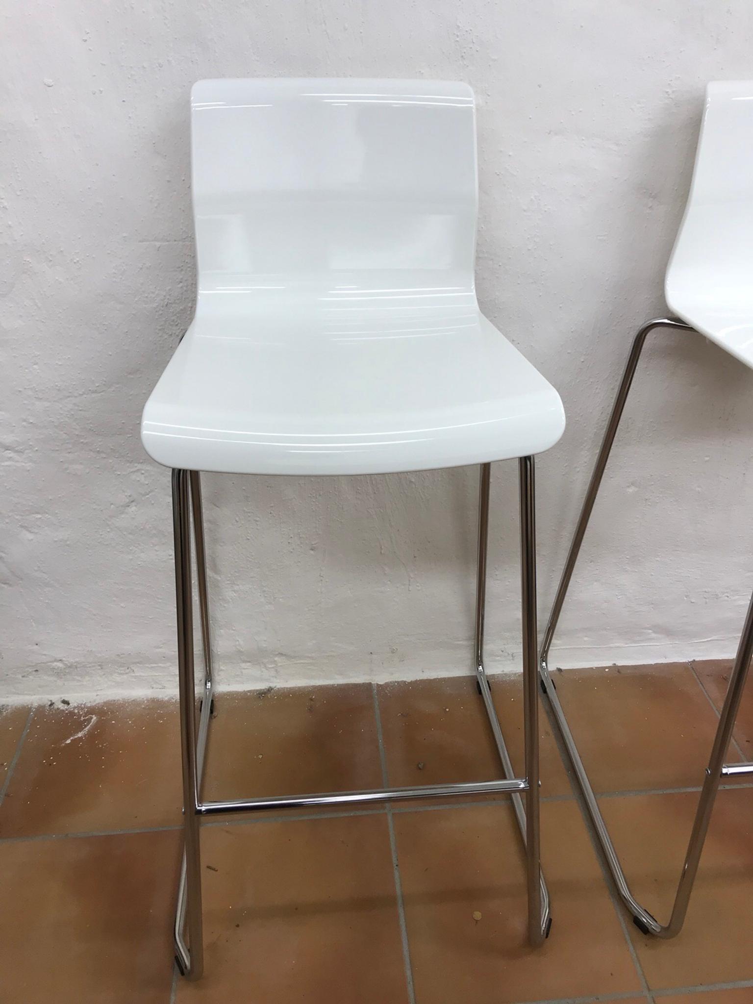 vita barstolar 3 Vita Barstolar In 111 23 Stockholm For Sek 650.00 For Sale | Shpock