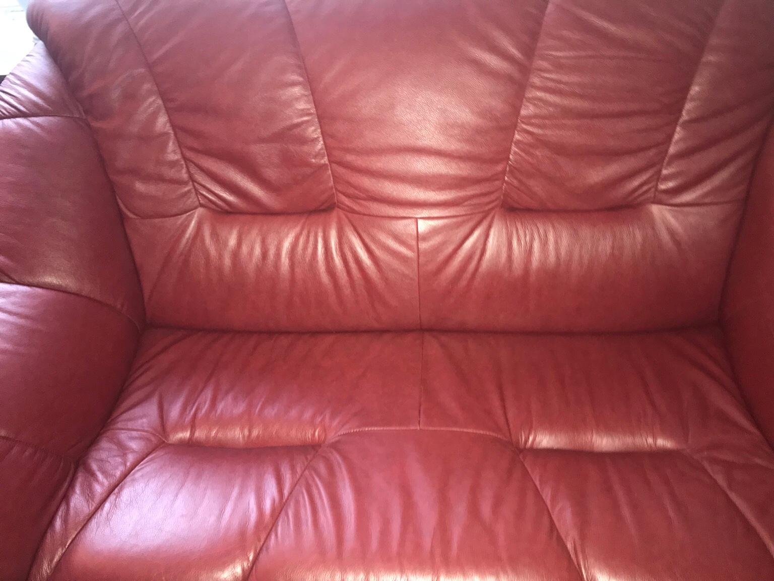 finska skinnsoffor Skinnsoffor Och Bord In 111 23 Estocolmo Für 1.500,00 Sek Zum Verkauf | Shpock De