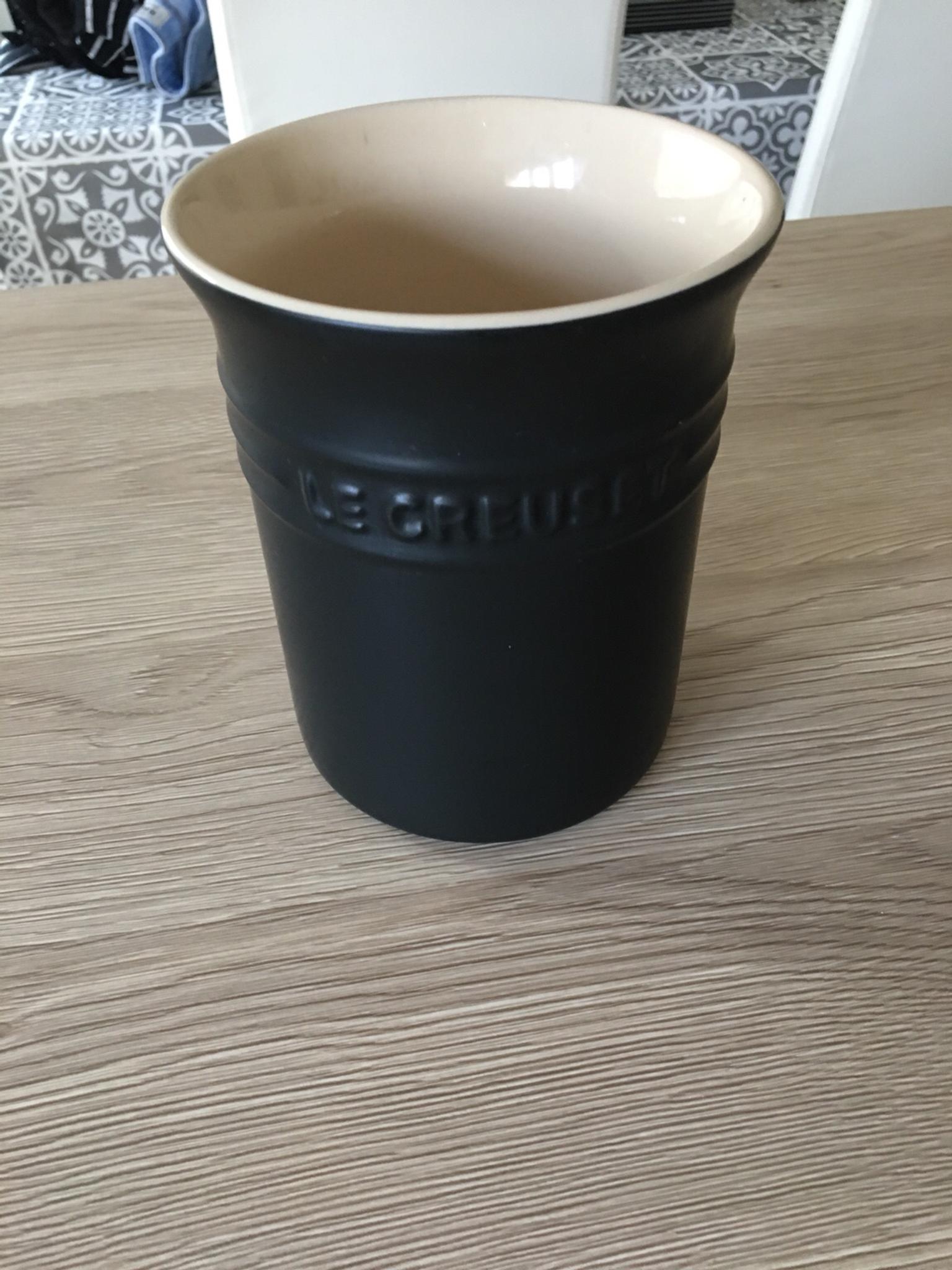 Le Creuset black utensil holder in Wakefield for £7.00 for