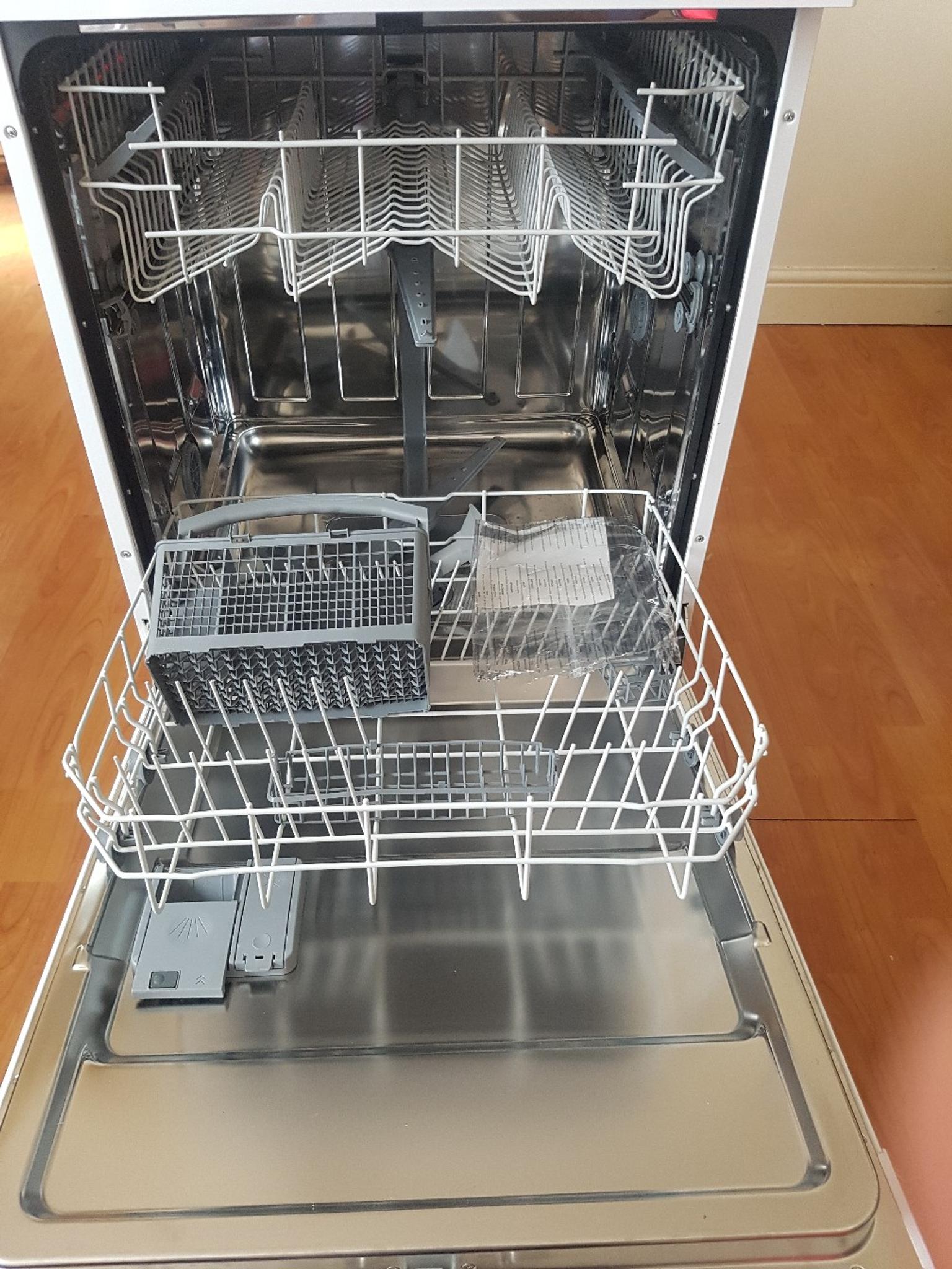 CE DISHWASHER model CDW60W18 in London for £92.99 for sale Shpock