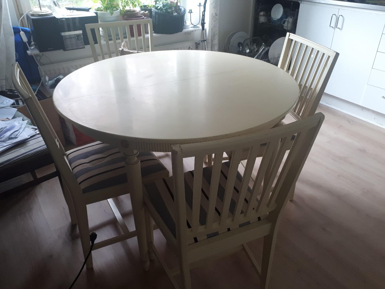 ikea köksmöbel Köksmöbel, Runt Bord Med 4 Stolar För 400 Kr. In 43149 Eklanda For Sek 400.00 For Sale | Shpock