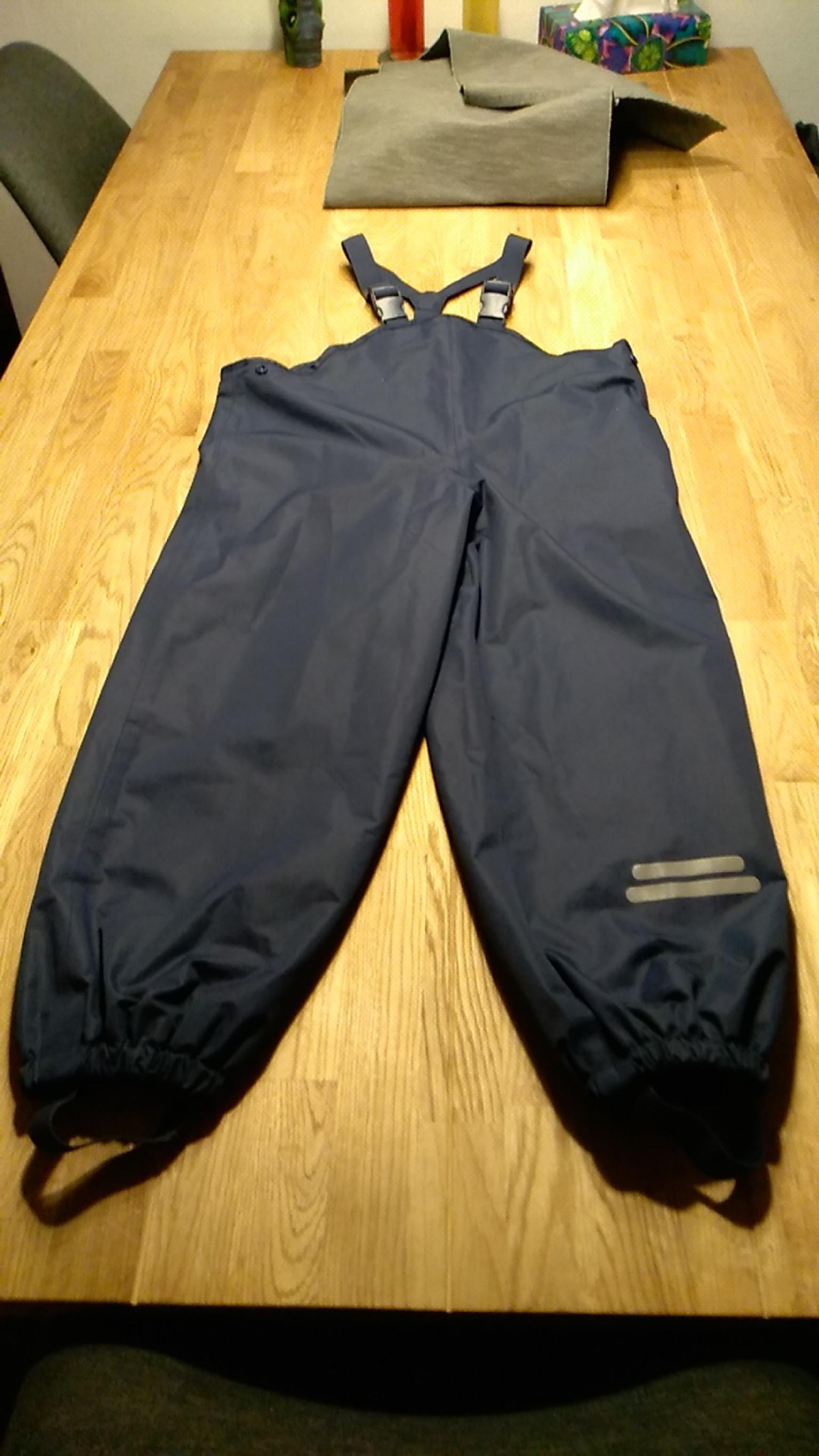 Regenhose Kinder in 6353 Going am Wilden Kaiser for €5.00 for sale Shpock