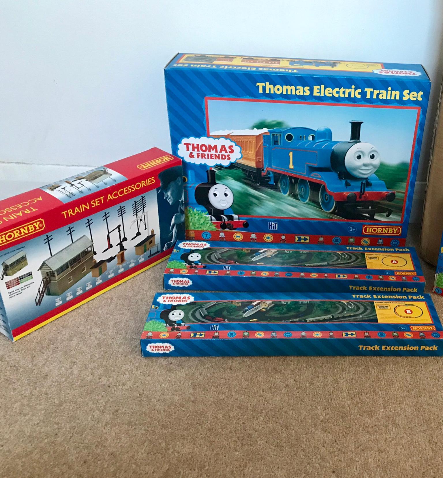 Thomas and friends electric train set hornby in KT22 Valley for £70.00