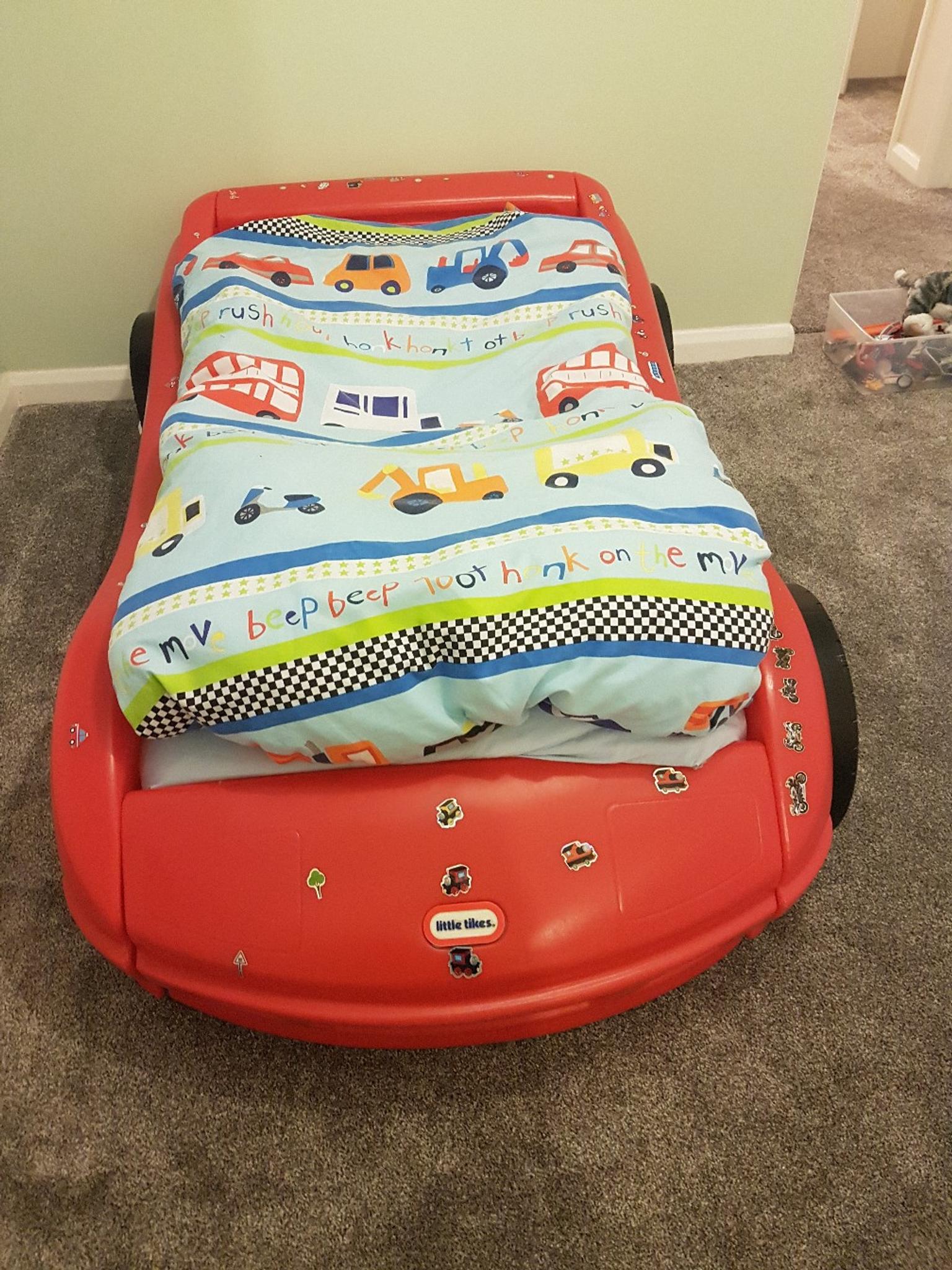 little tikes car bed. kids toddler red racing in SL2 Slough for £30.00