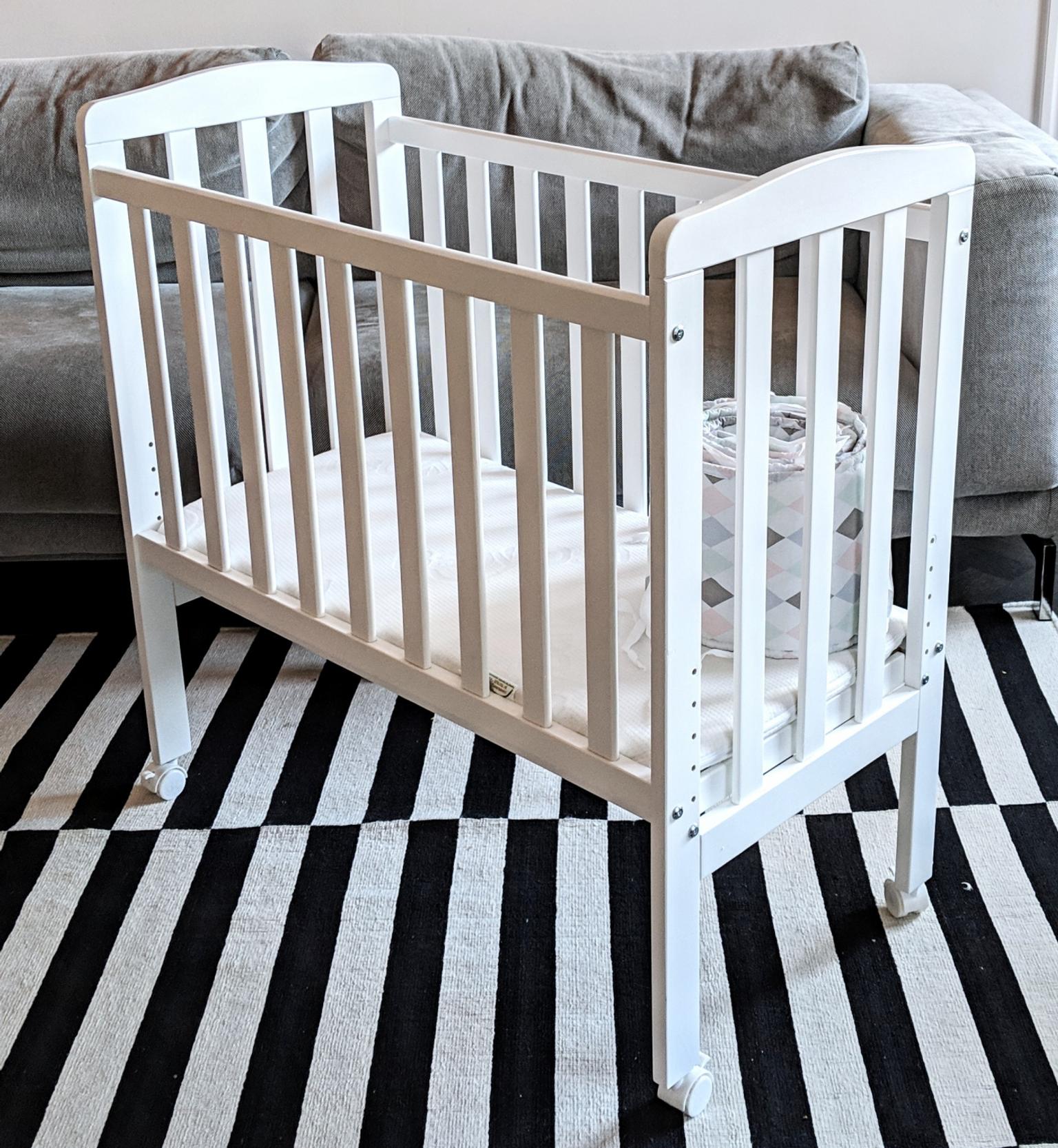 jly dream lux spjälsäng Spjälsäng. Jly Dream Bedside Crib In 11662 Stockholm For Sek 720.00 For Sale | Shpock